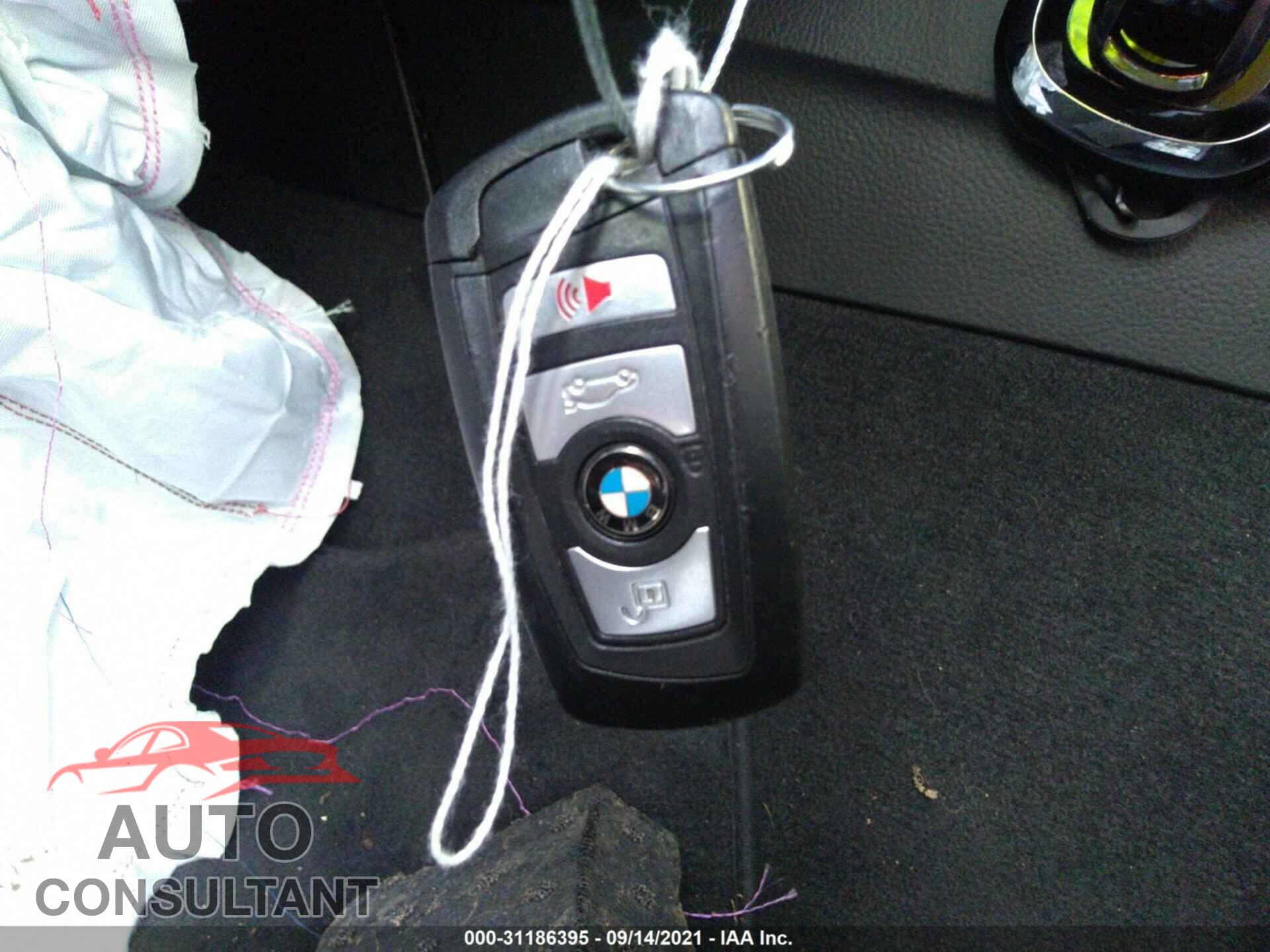 BMW 3 SERIES 2016 - WBA8E5G58GNU19839