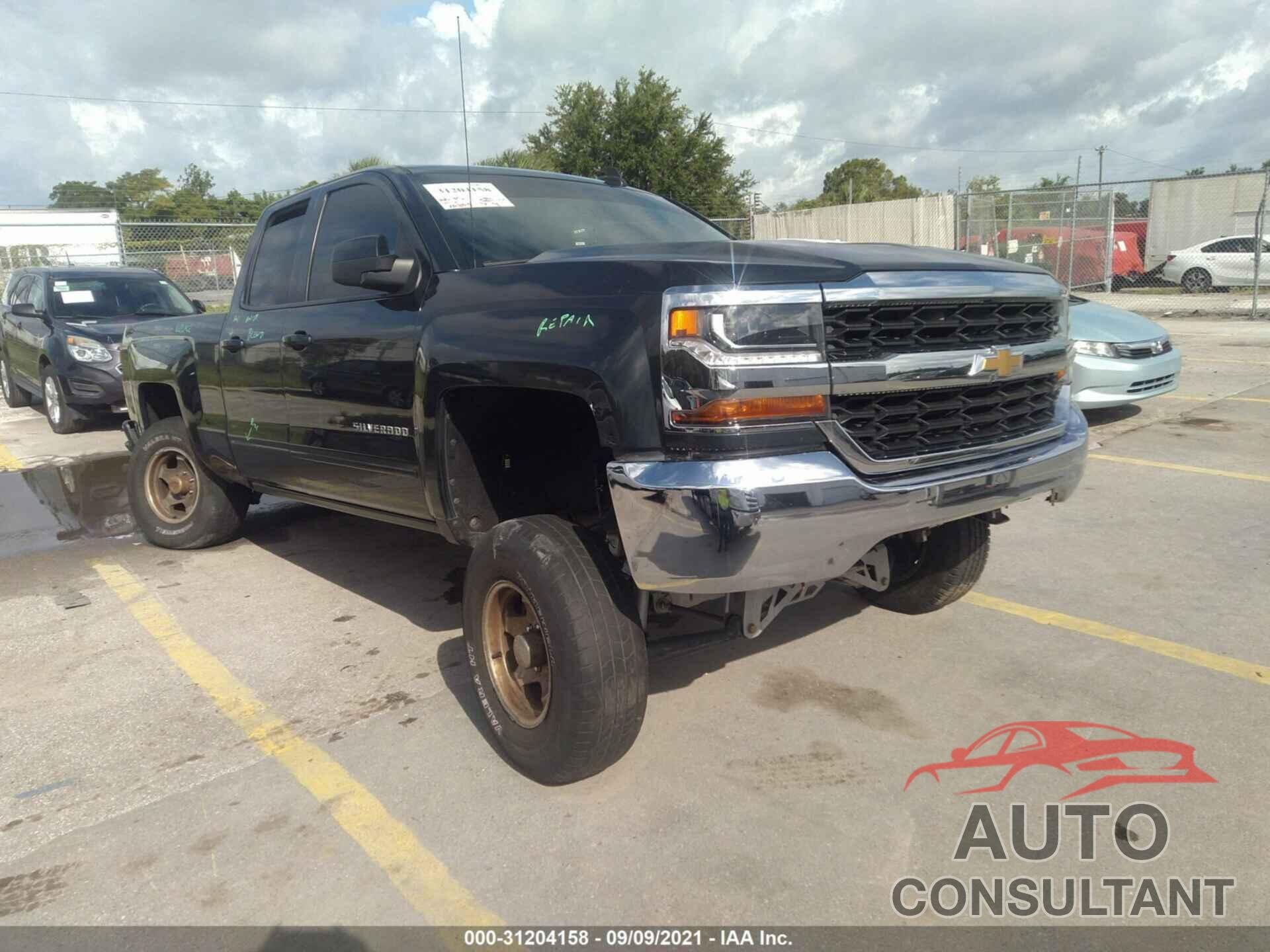 CHEVROLET SILVERADO 1500 2018 - 1GCRCRECXJZ140446