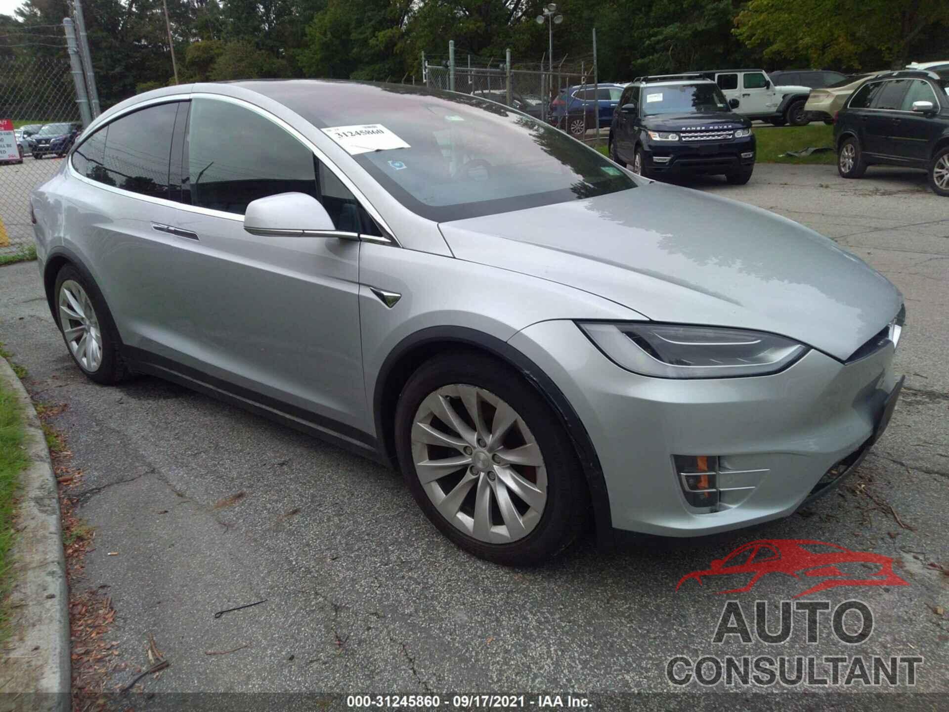 TESLA MODEL X 2016 - 5YJXCBE26GF031387