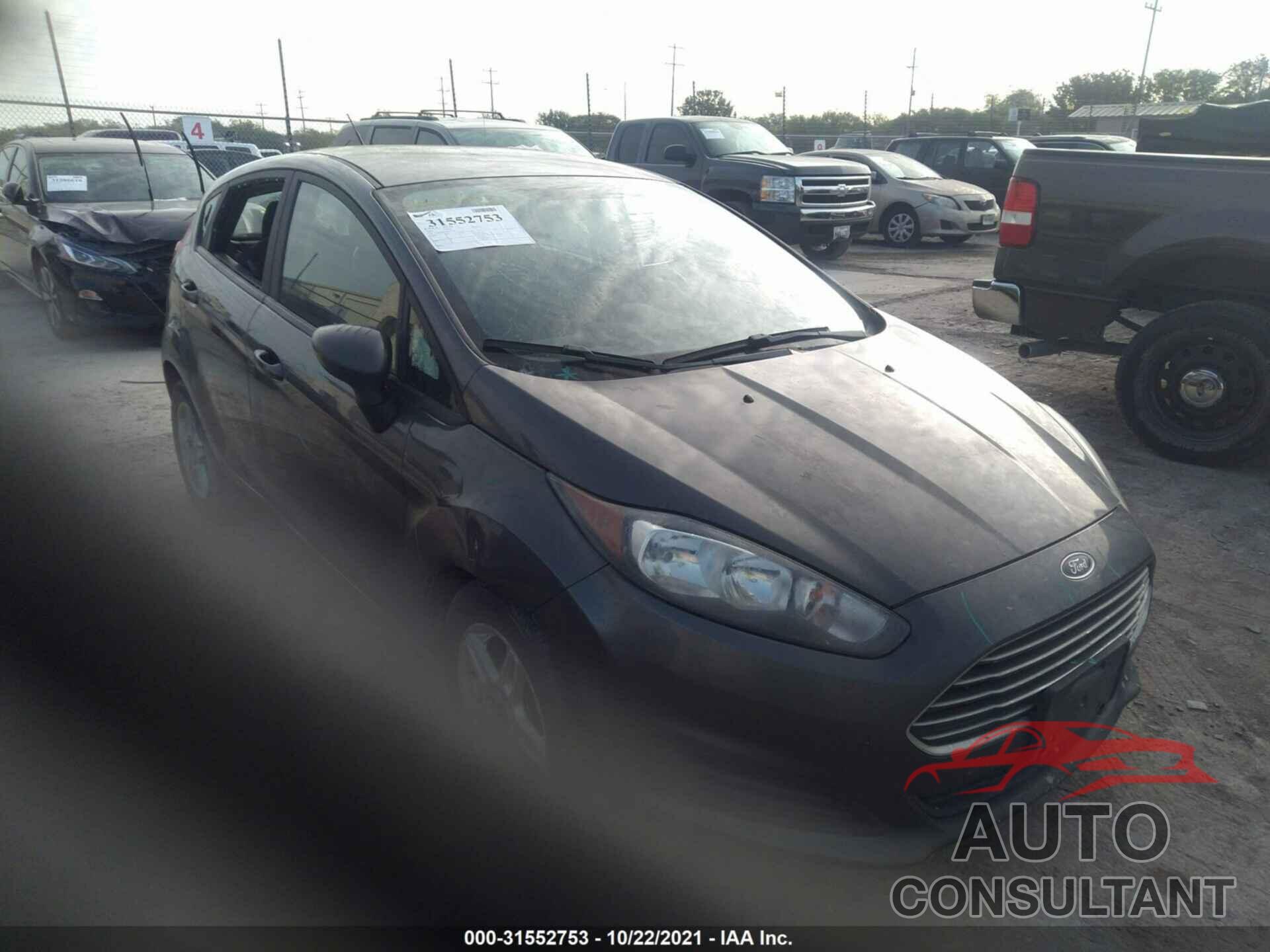 FORD FIESTA 2018 - 3FADP4EJ1JM115751