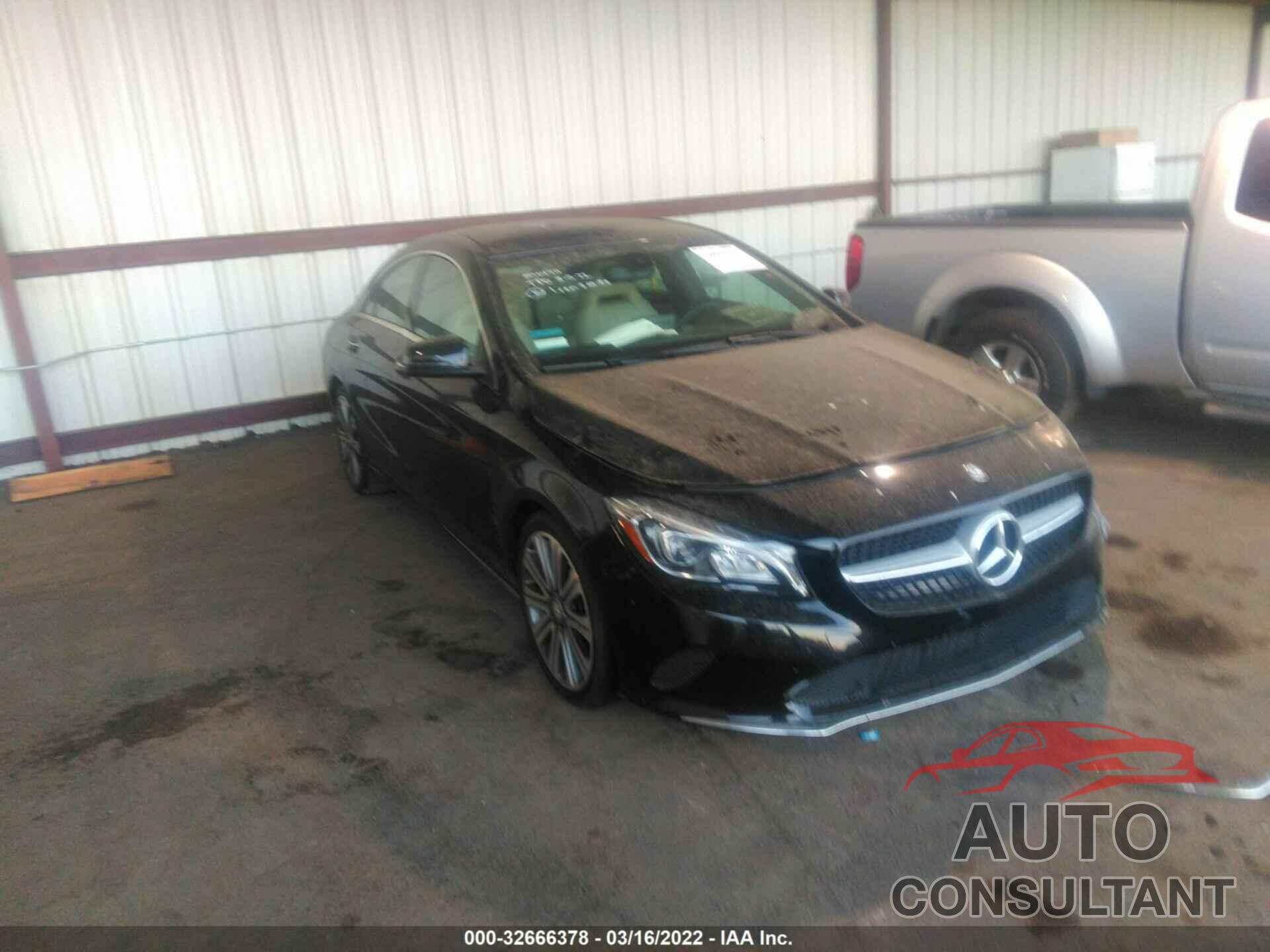 MERCEDES-BENZ CLA 2018 - WDDSJ4EB5JN507560