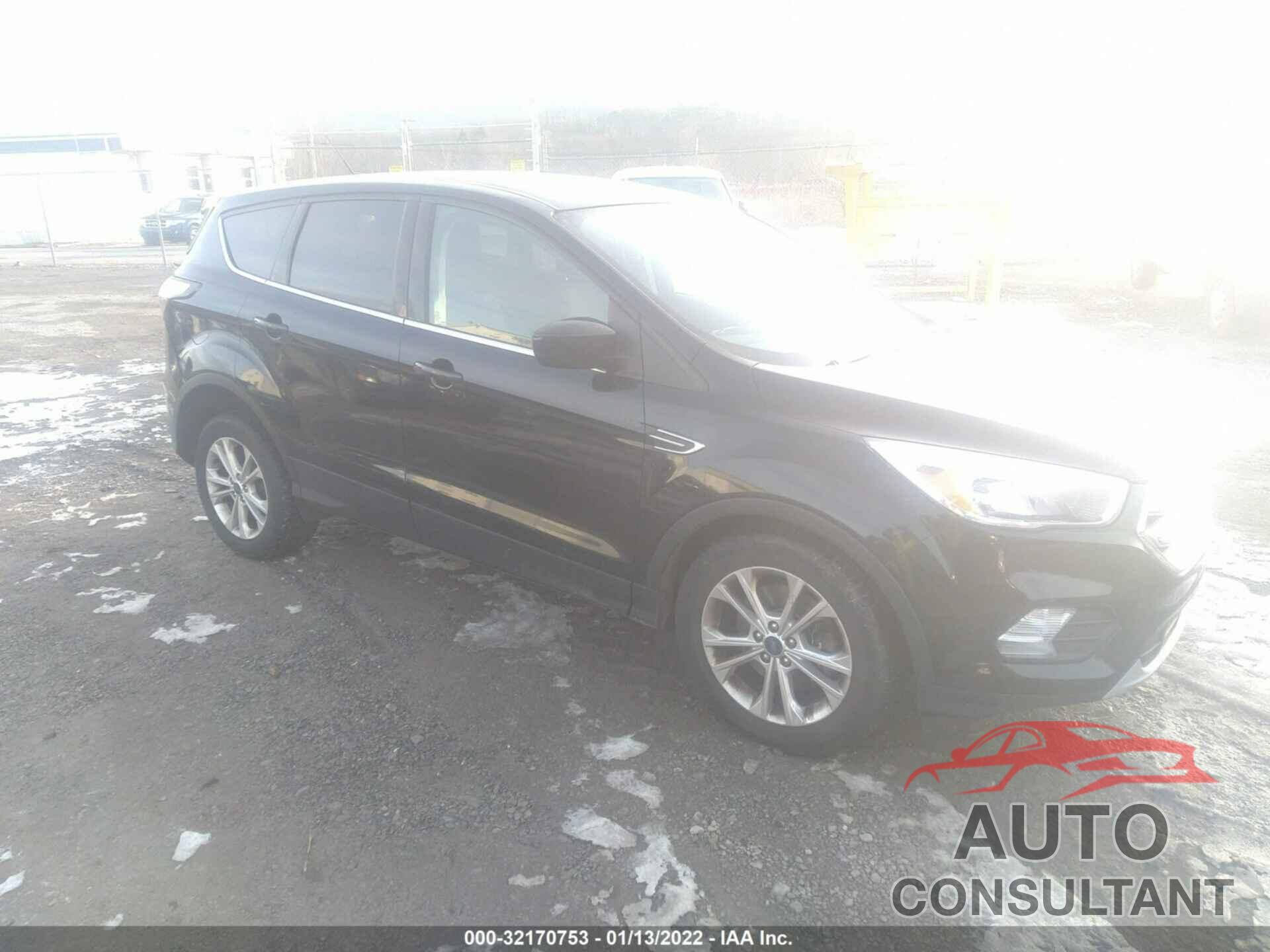 FORD ESCAPE 2017 - 1FMCU9GD7HUB03589