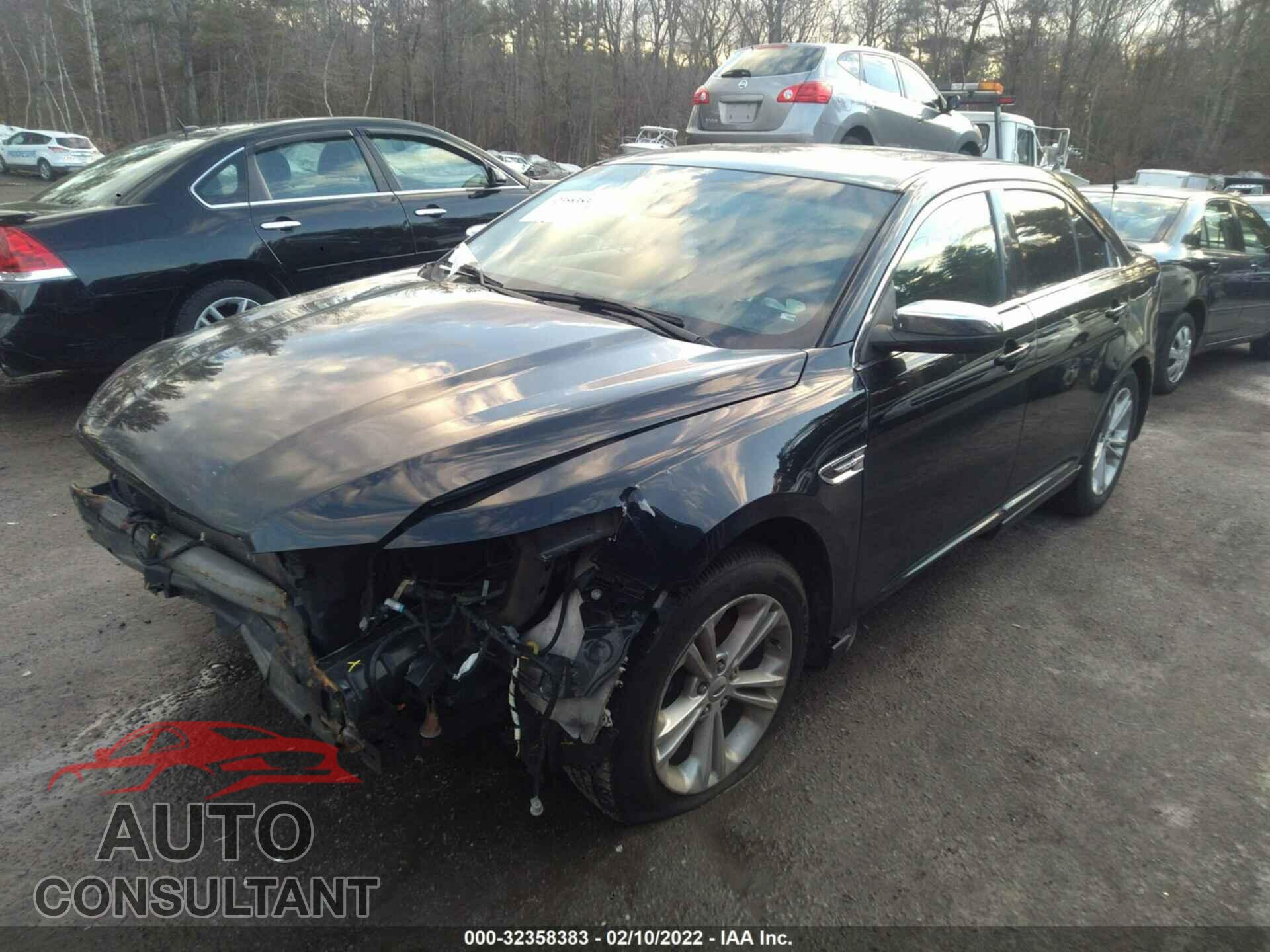 FORD TAURUS 2017 - 1FAHP2J80HG124387