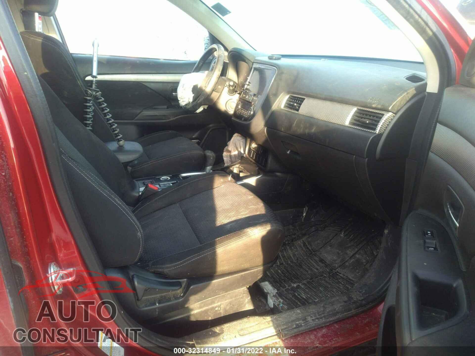 MITSUBISHI OUTLANDER 2017 - JA4AZ3A32HZ020708