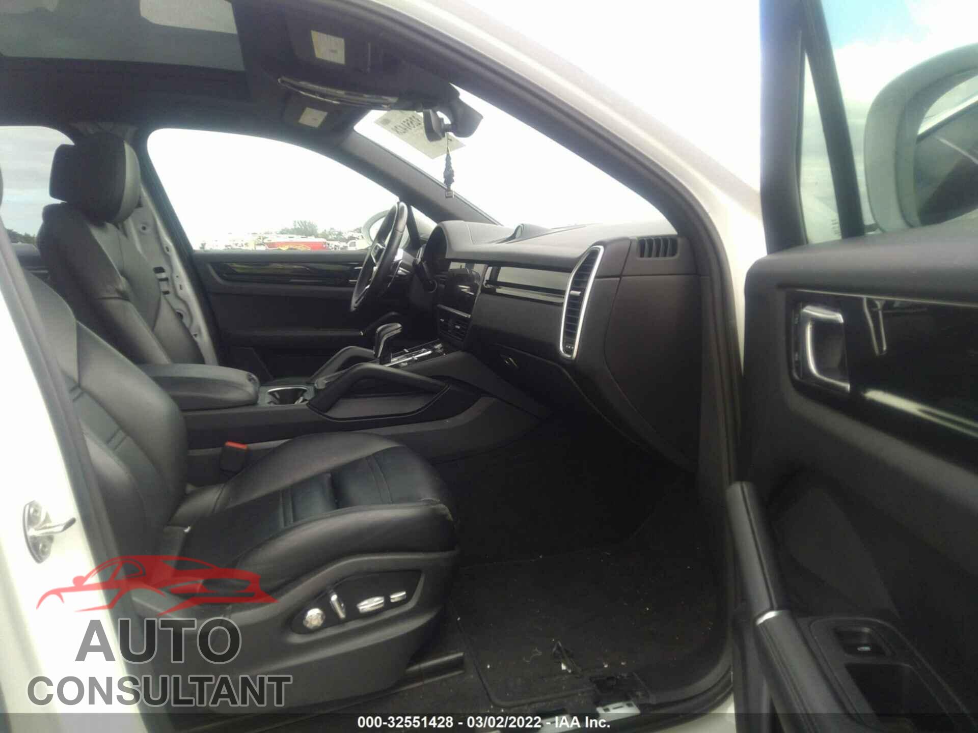 PORSCHE CAYENNE 2019 - WP1AA2AY8KDA11758