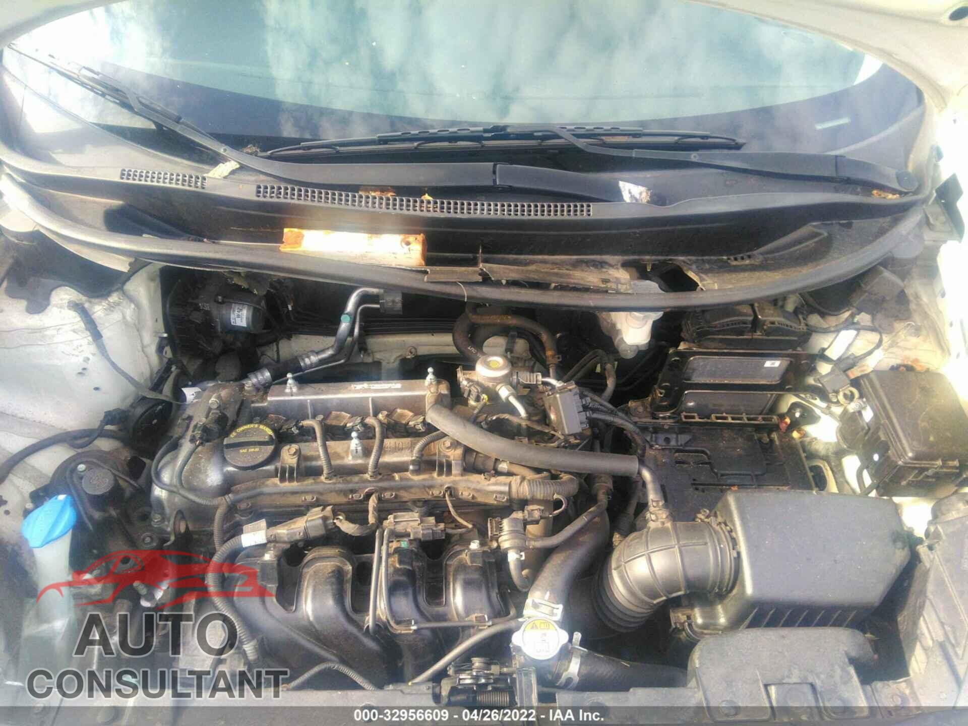 KIA RIO 2017 - KNADN4A30H6040507