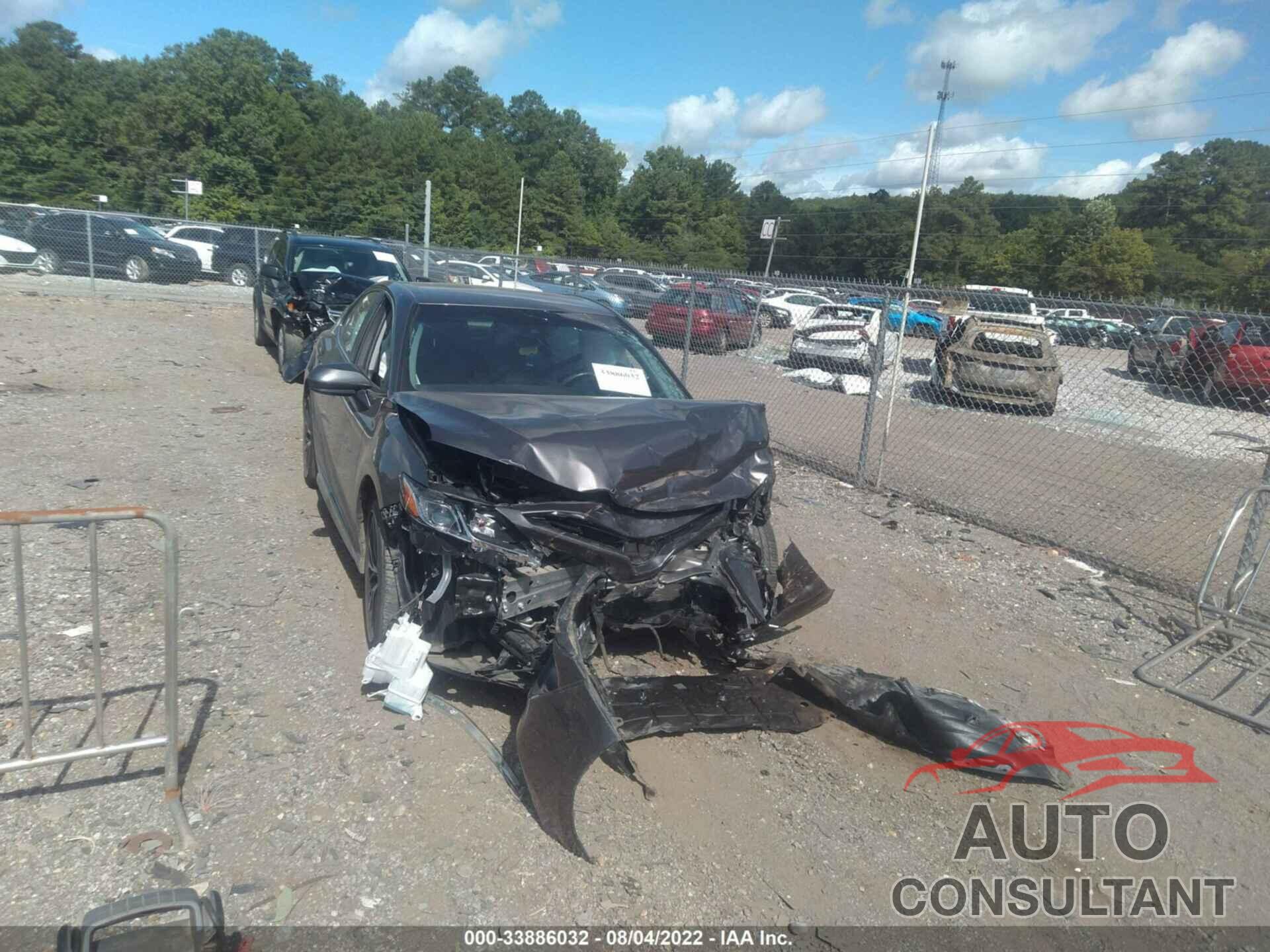 TOYOTA CAMRY 2019 - 4T1B11HK6KU247709