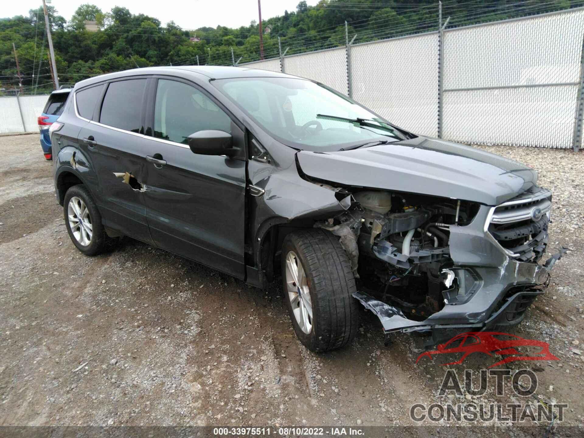 FORD ESCAPE 2017 - 1FMCU9GD0HUA11384