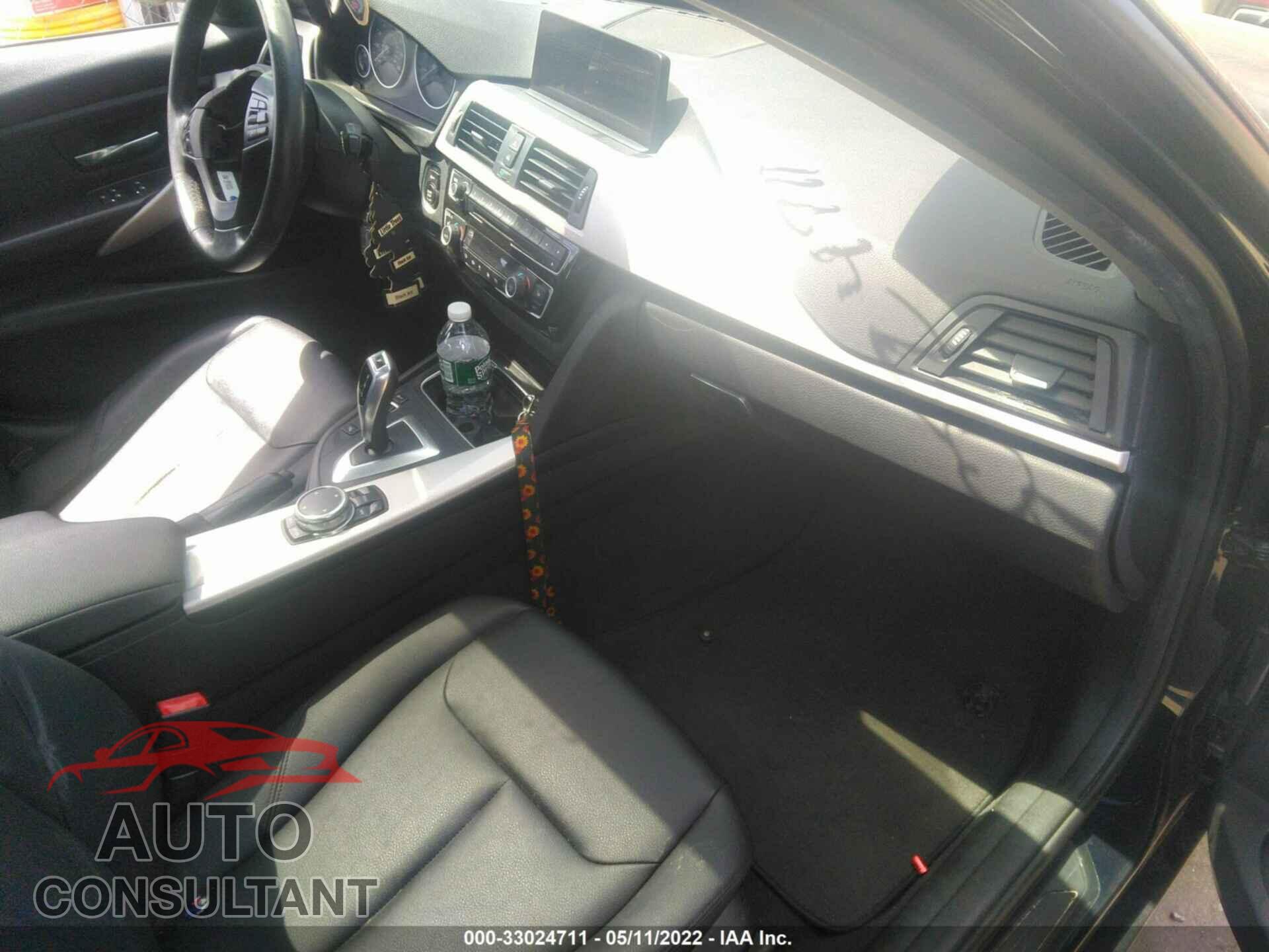 BMW 3 SERIES 2016 - WBA8E5G55GNT94303