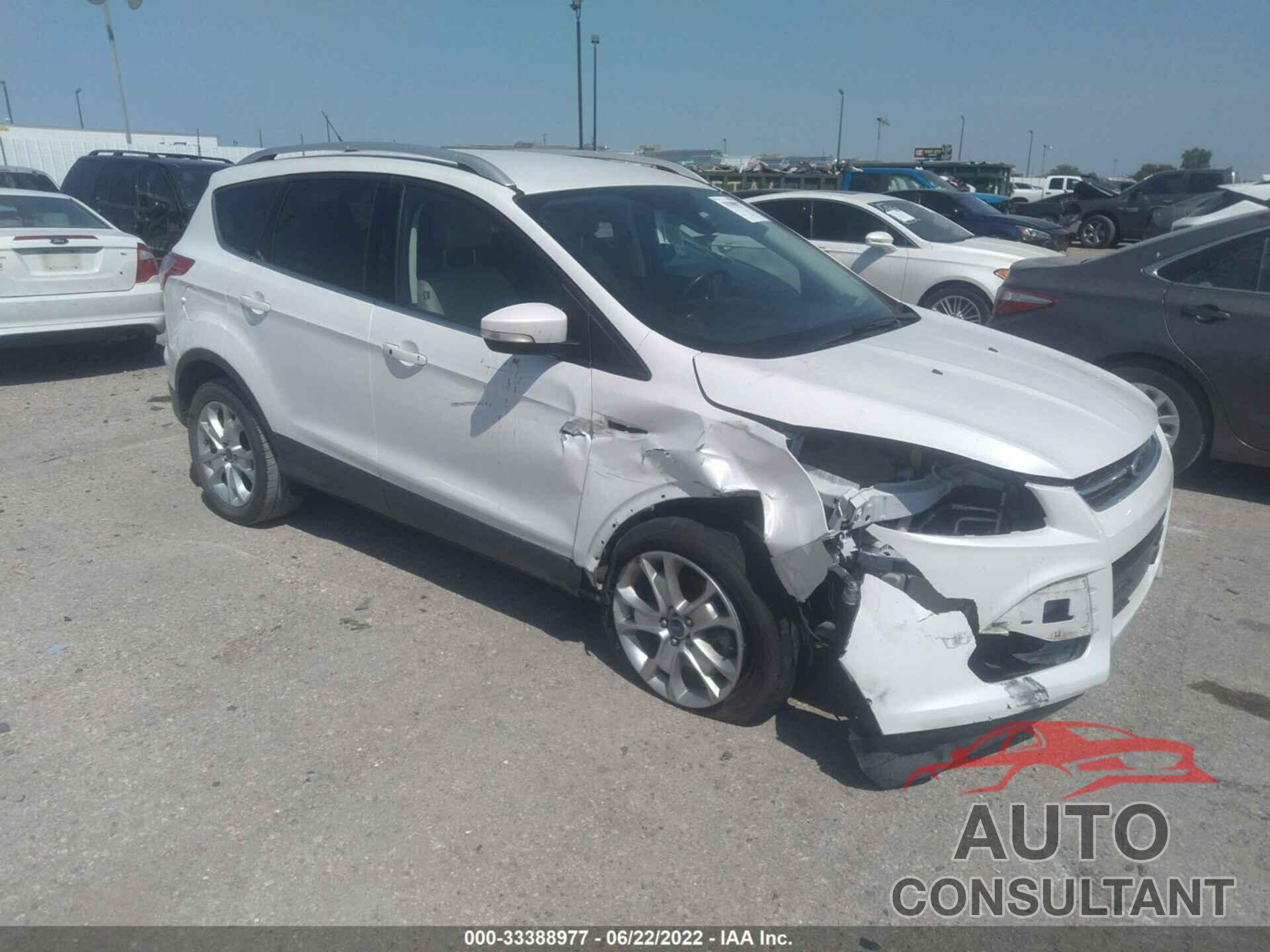 FORD ESCAPE 2016 - 1FMCU0J94GUC41895