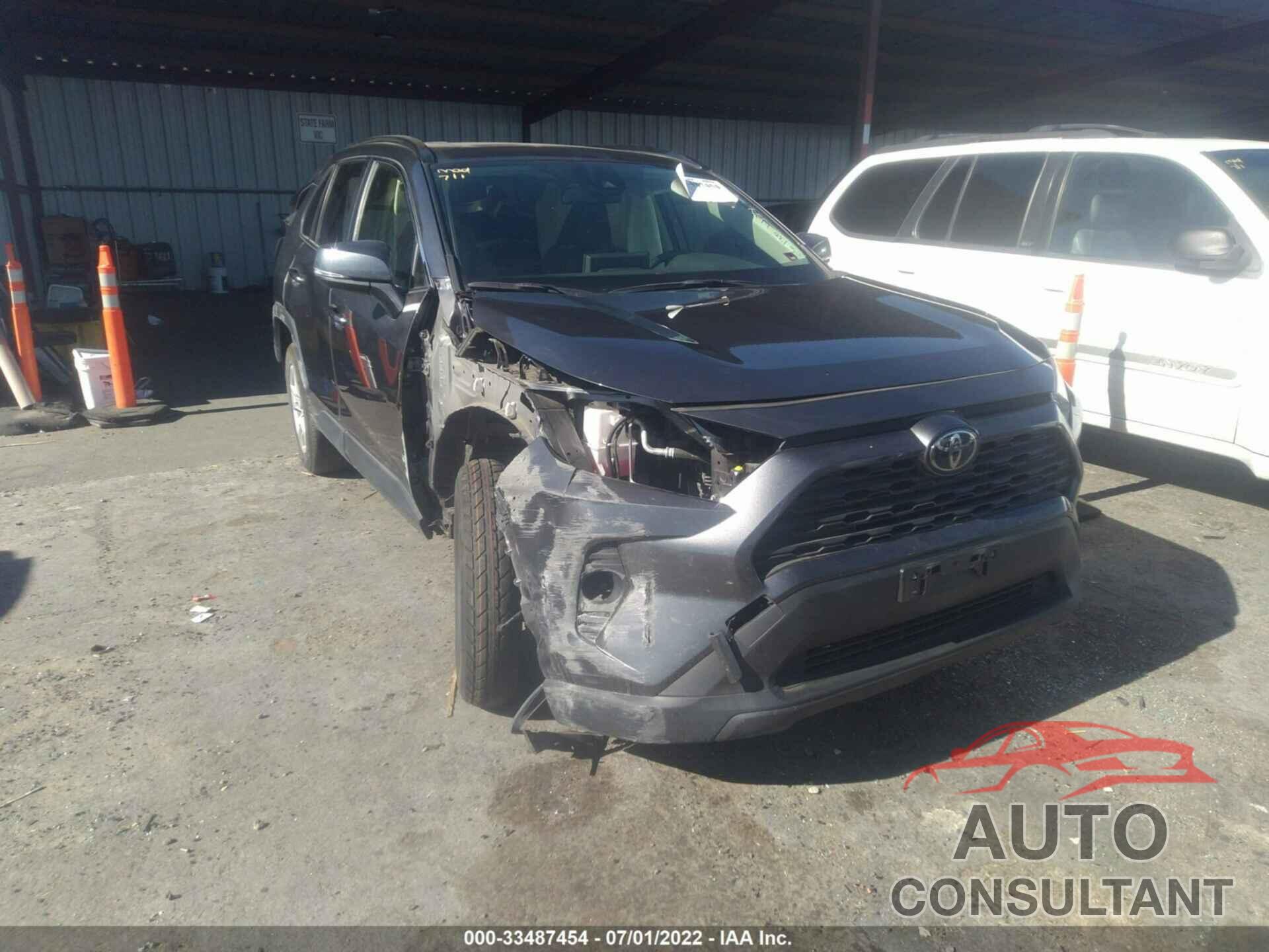TOYOTA RAV4 2019 - JTMP1RFV6KJ010242