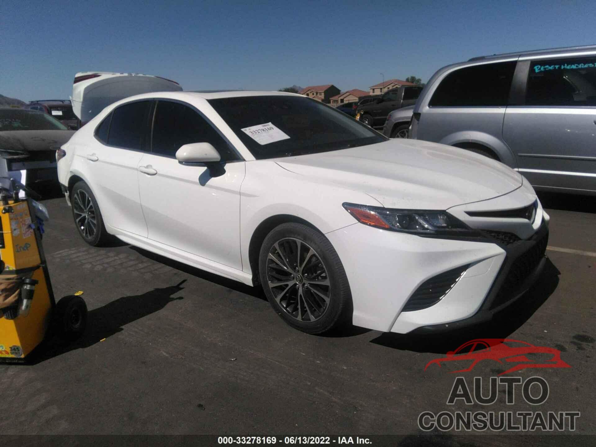 TOYOTA CAMRY 2018 - JTNB11HK3J3044006
