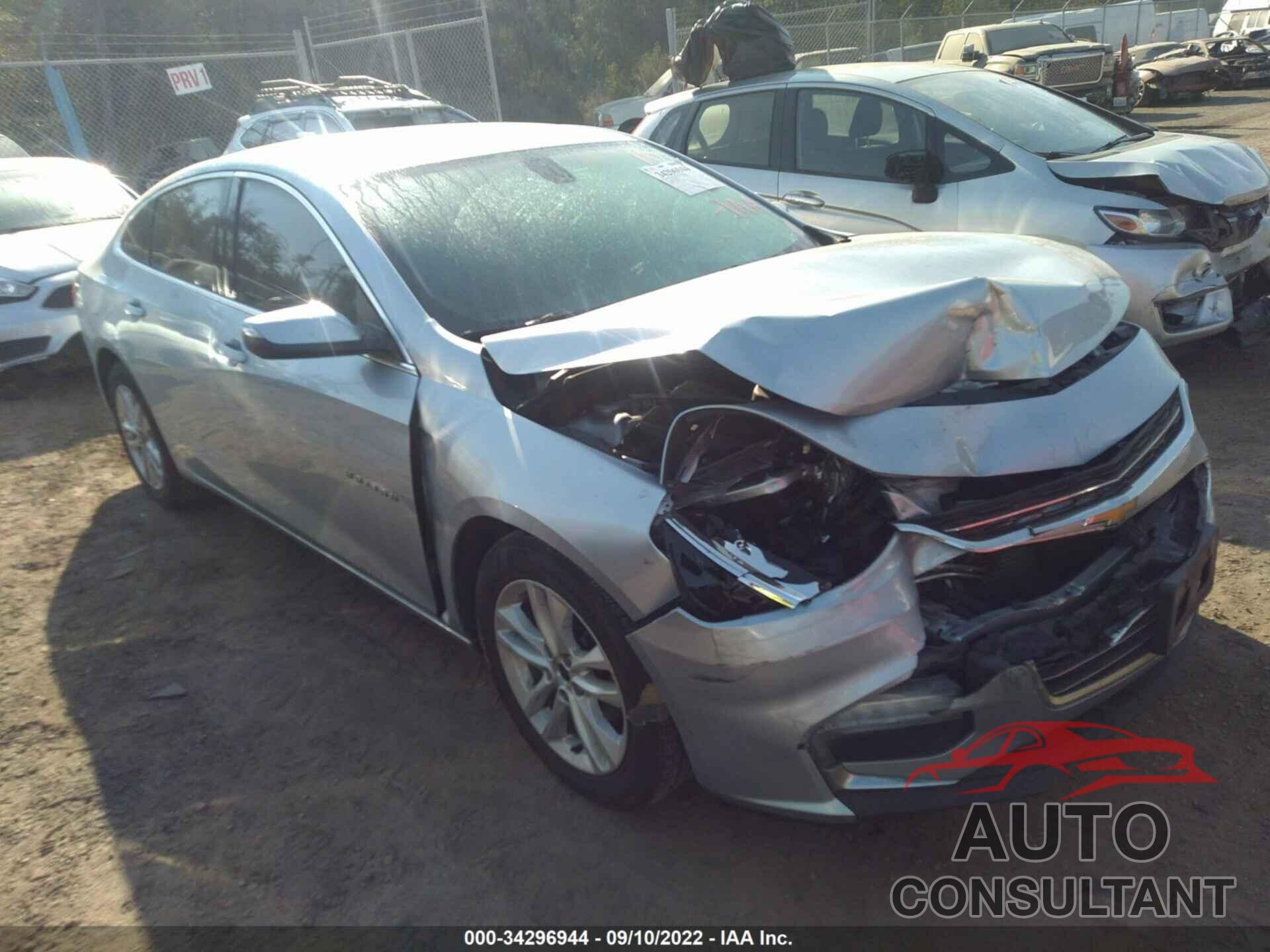 CHEVROLET MALIBU 2017 - 1G1ZE5ST4HF225469