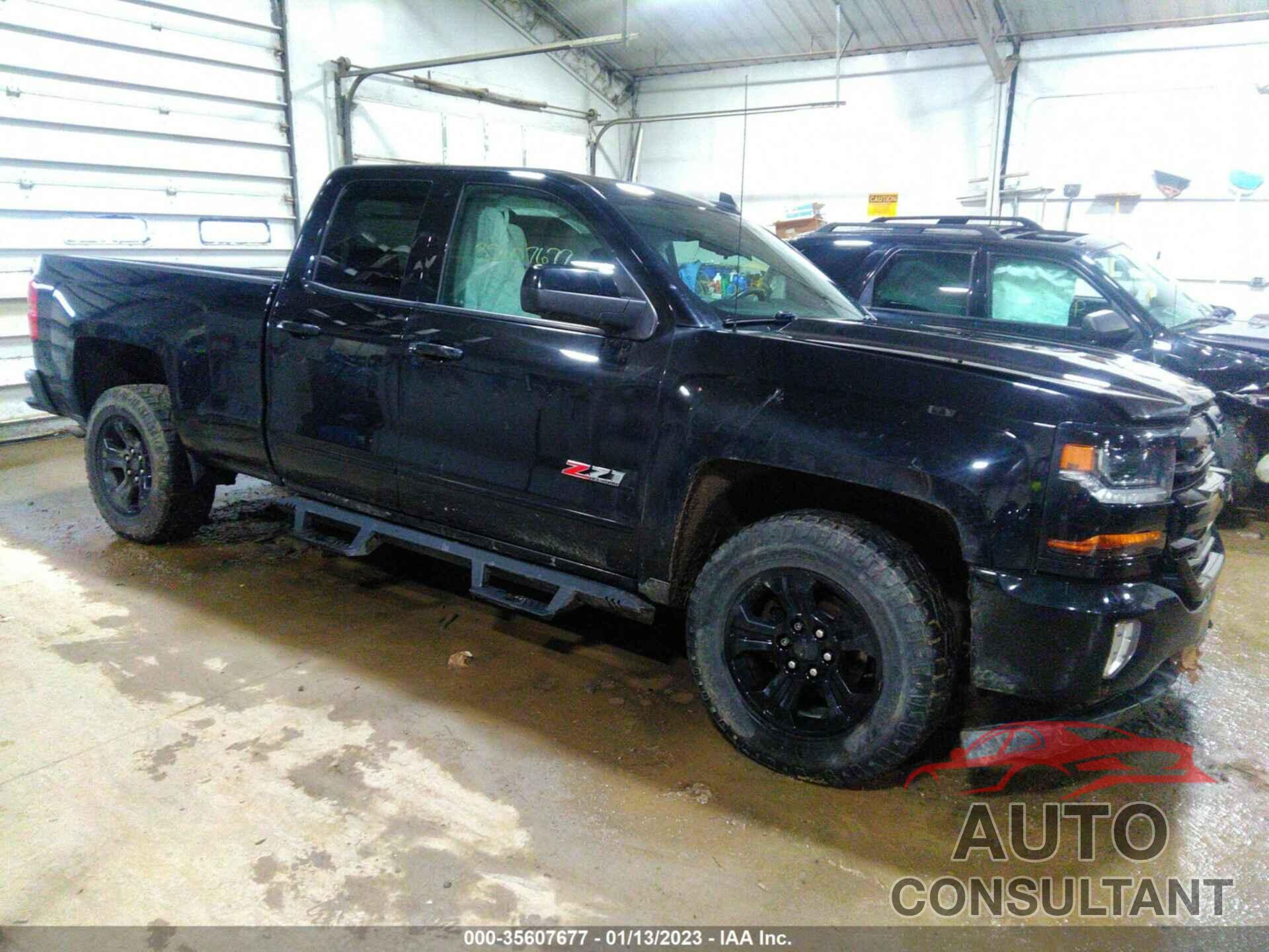 CHEVROLET SILVERADO 1500 2017 - 1GCVKREC0HZ148213