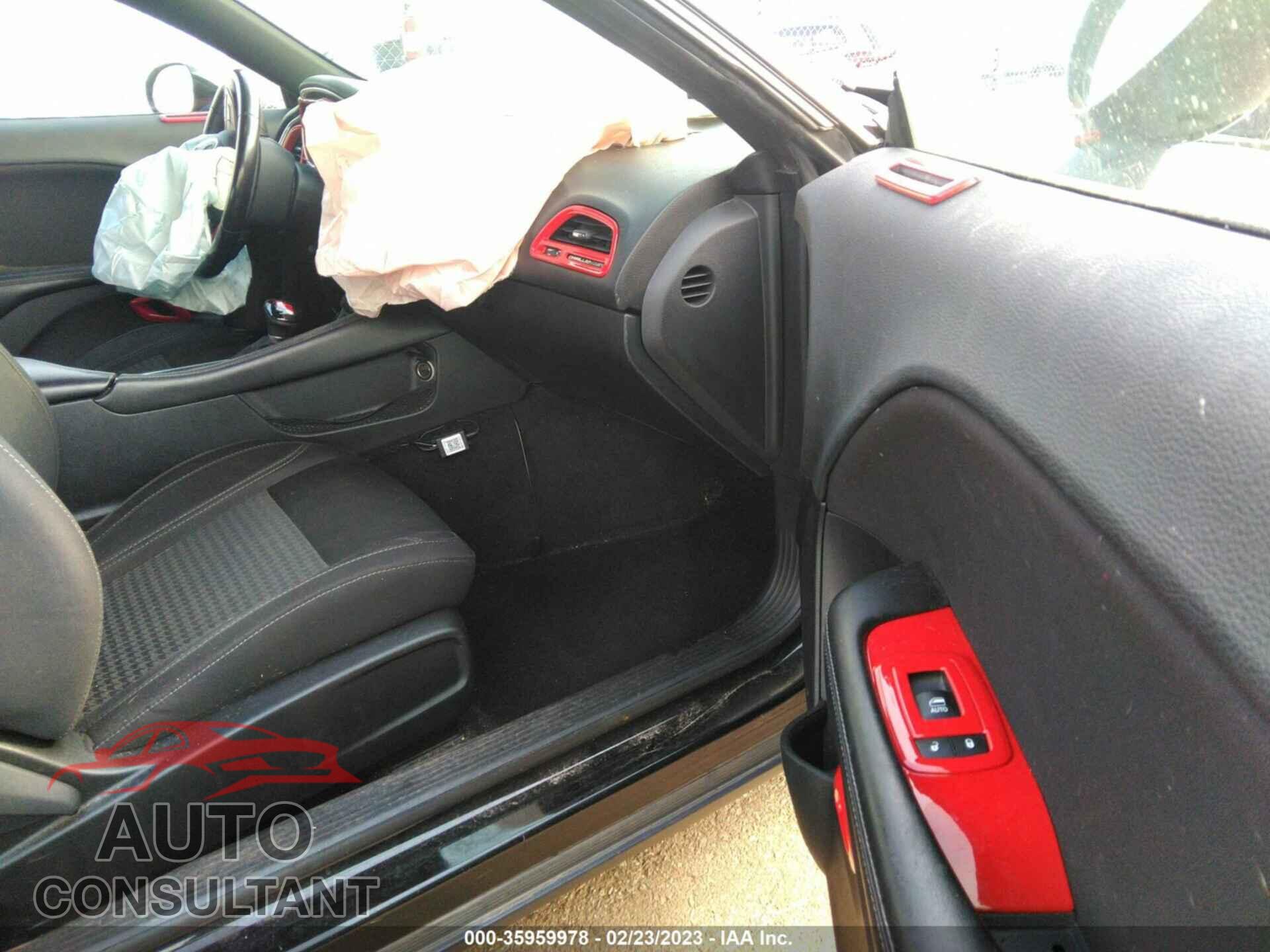 DODGE CHALLENGER 2015 - 2C3CDZAT0FH720888
