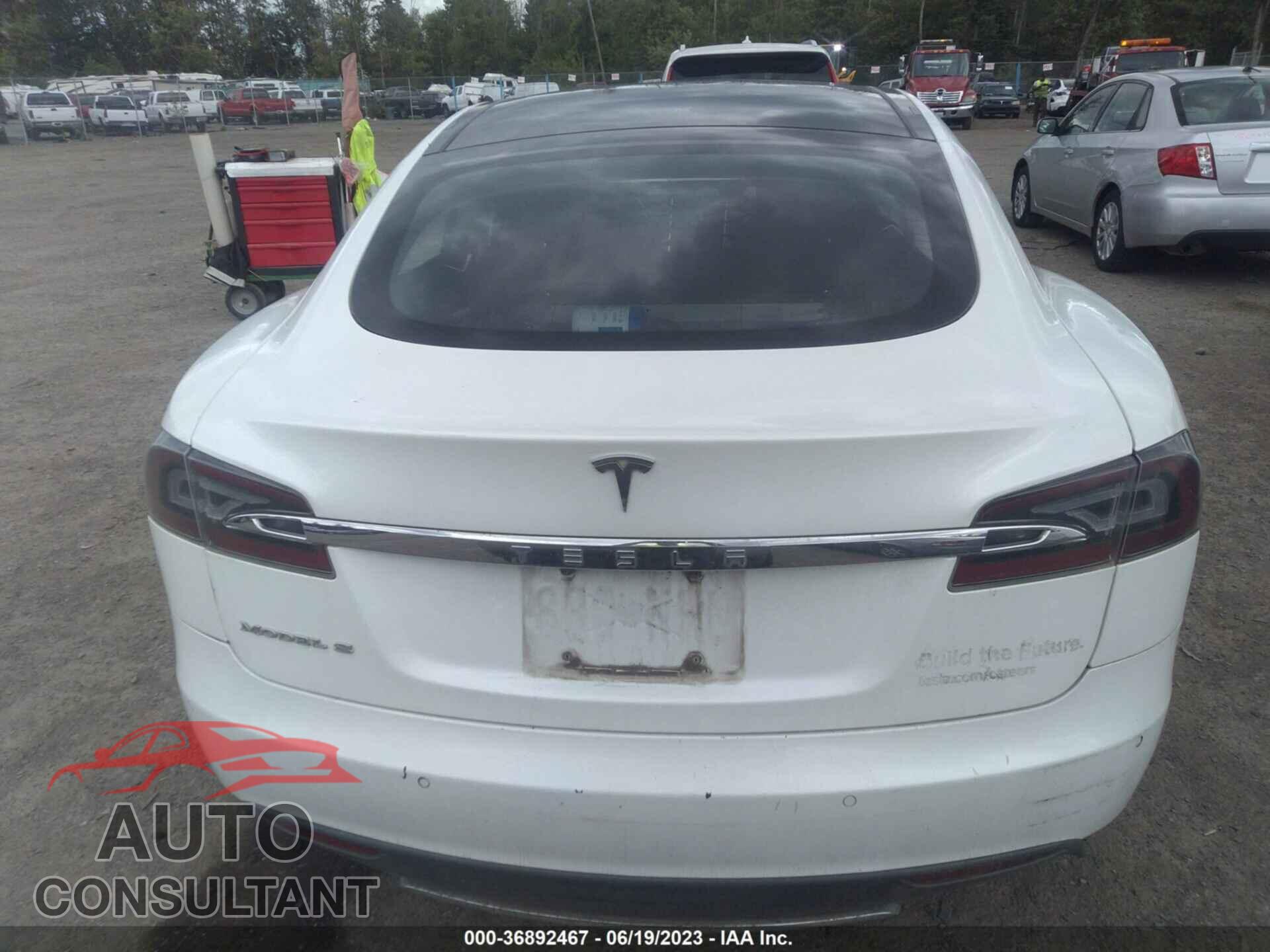 TESLA MODEL S 2015 - 5YJSA1H4XFF082543