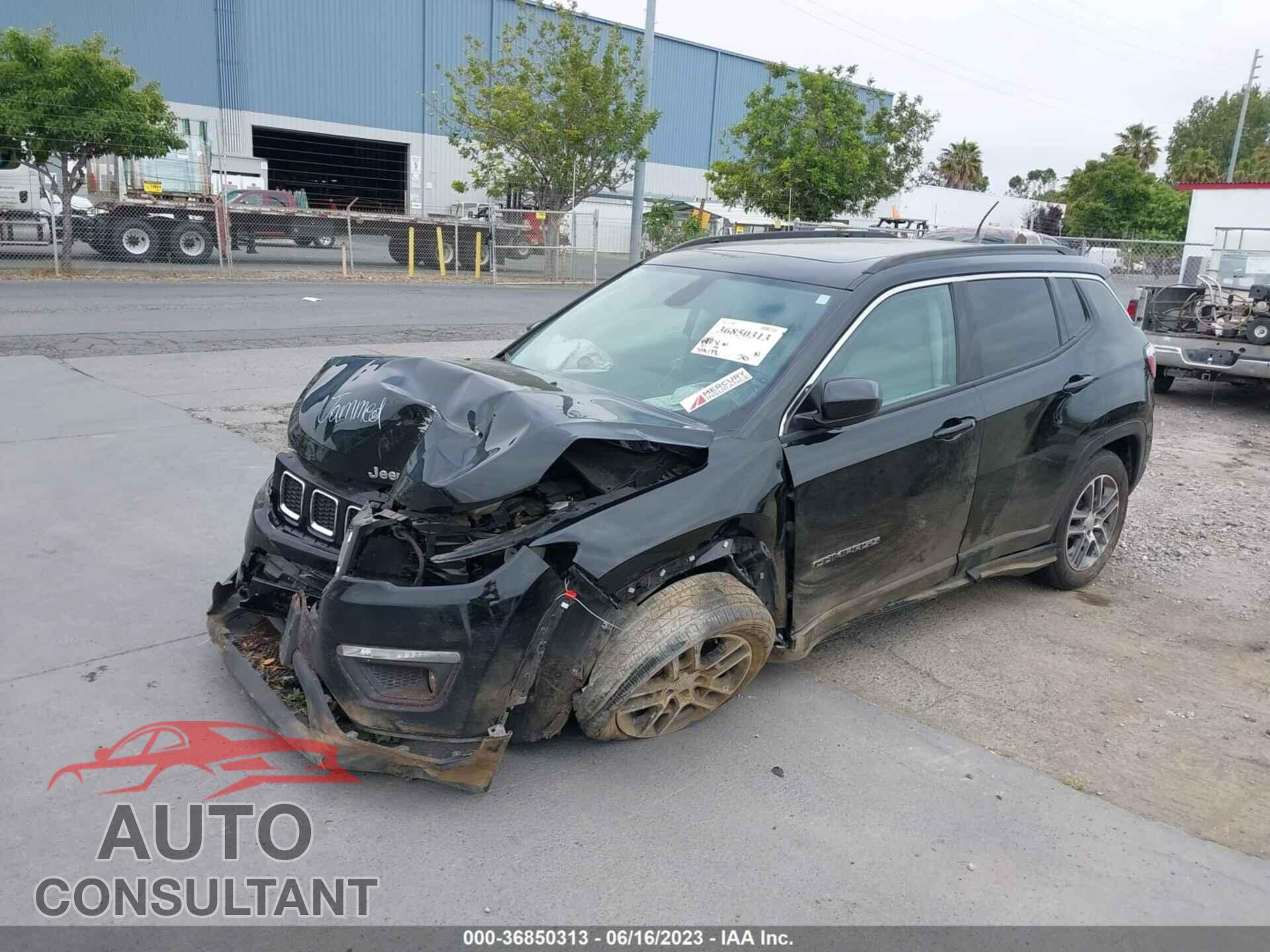 JEEP COMPASS 2018 - 3C4NJCBB5JT503403