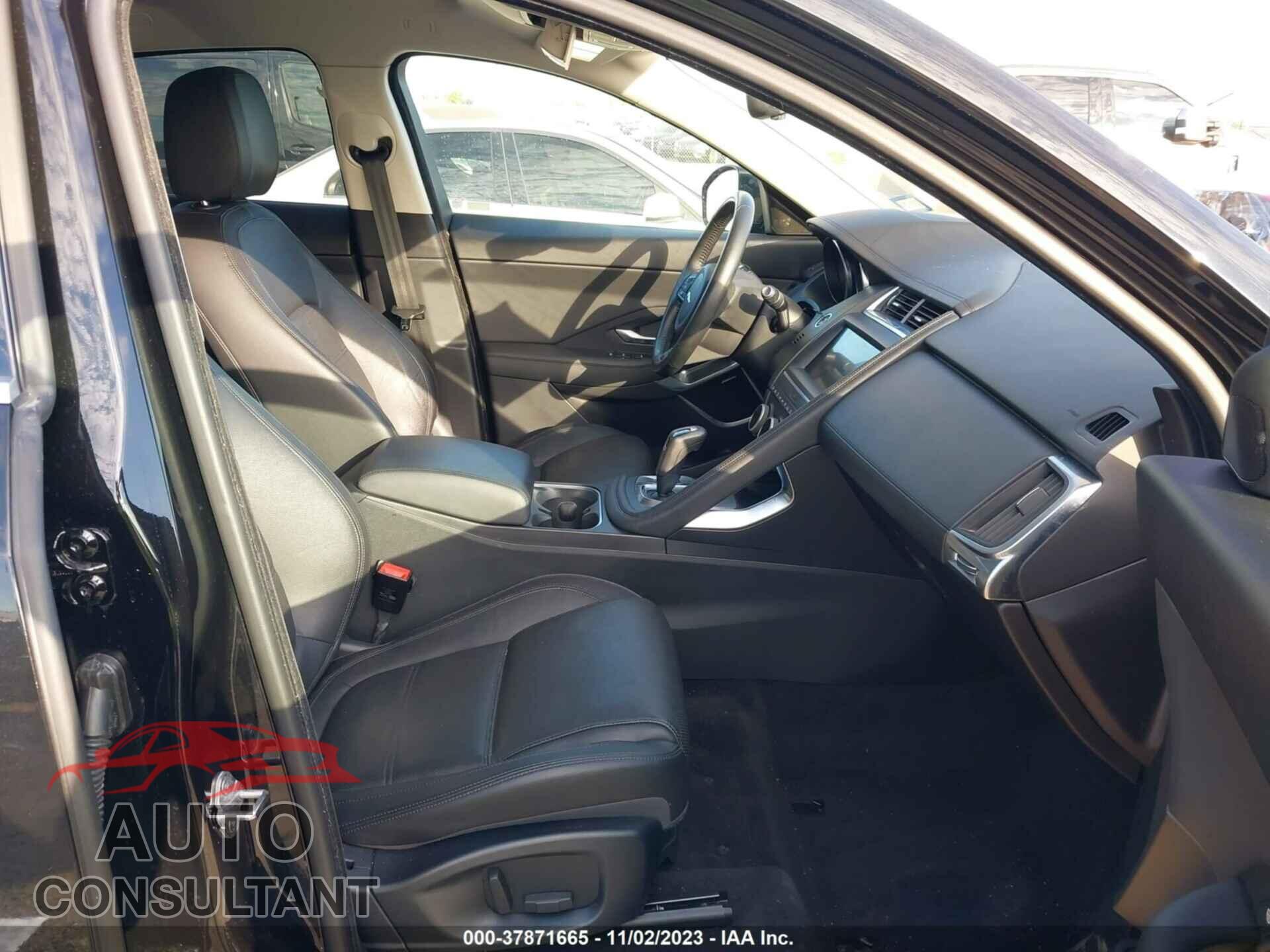 JAGUAR E-PACE 2018 - SADFJ2FX0J1Z30262