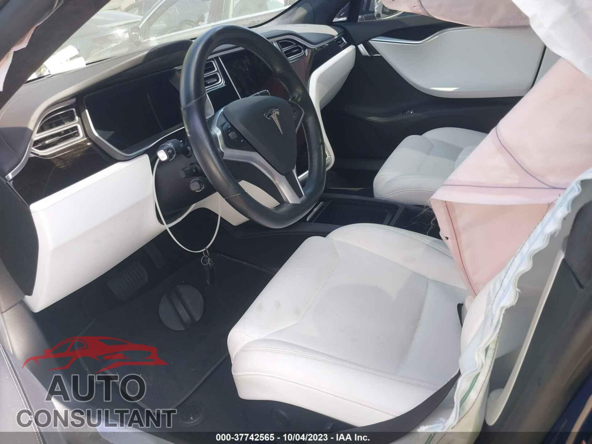 TESLA MODEL S 2017 - 5YJSA1E1XHF218974