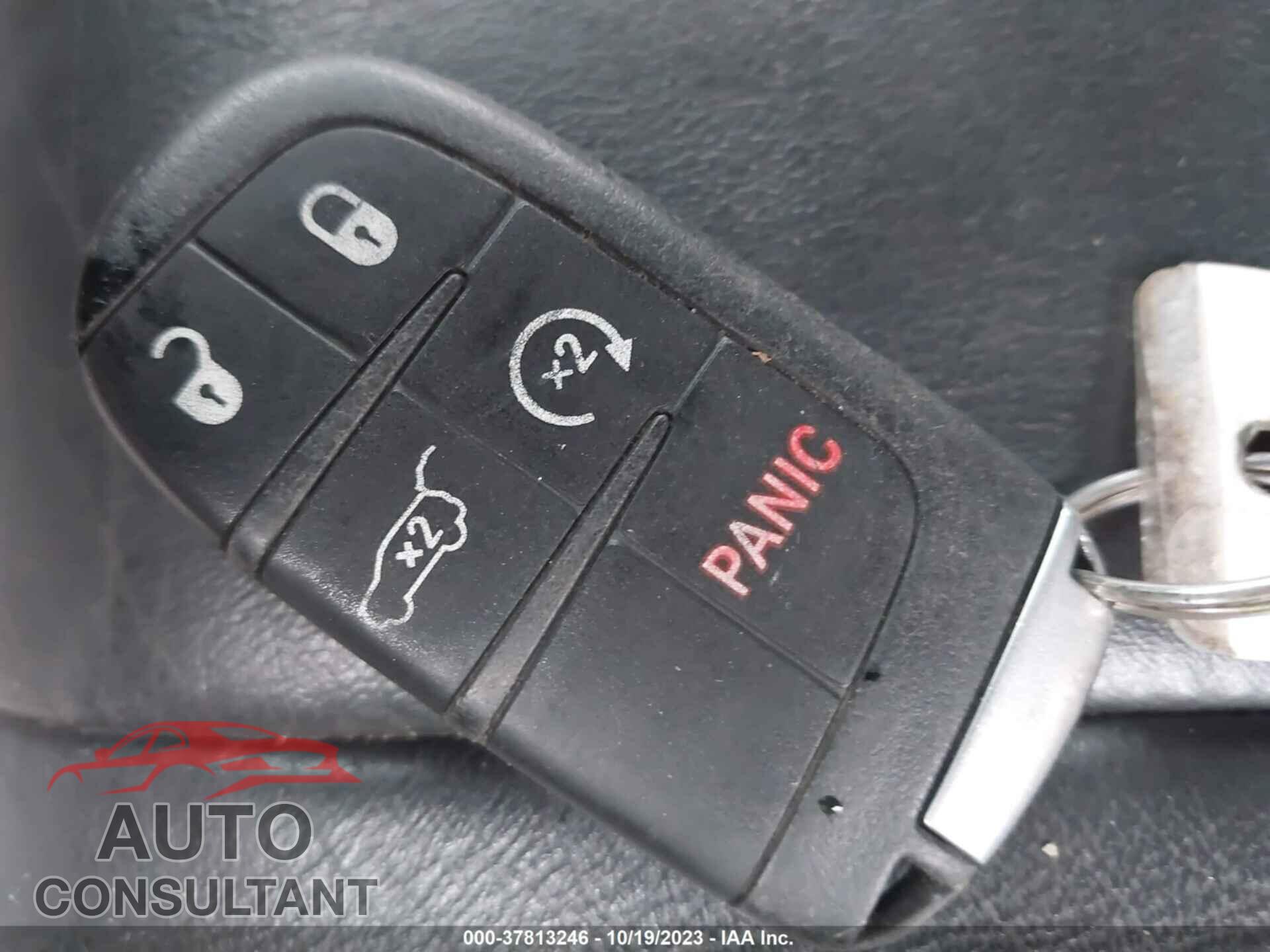 DODGE DURANGO 2015 - 1C4RDJDG2FC719539