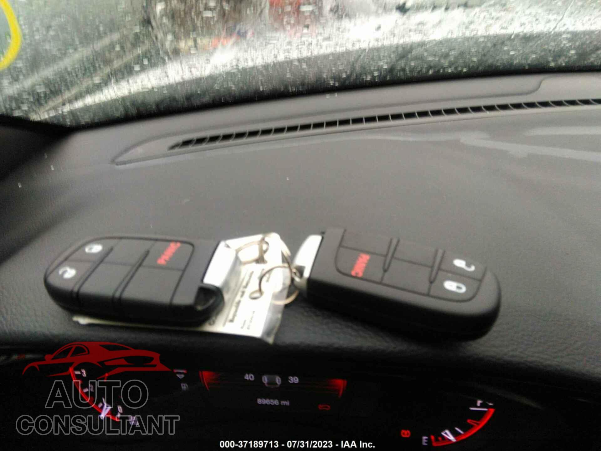DODGE DURANGO 2021 - 1C4RDJDGXMC575543