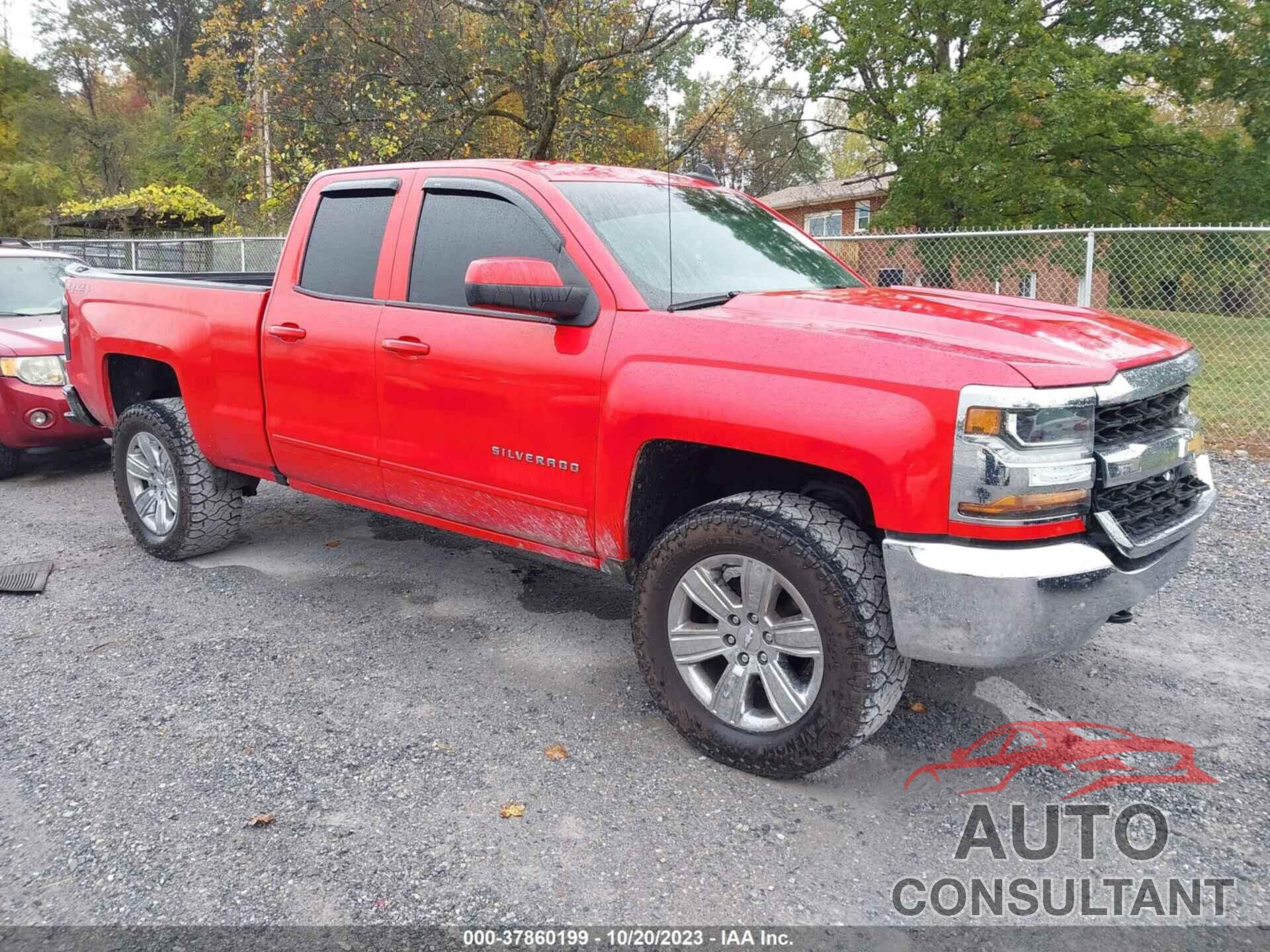CHEVROLET SILVERADO 1500 2018 - 1GCVKREC4JZ155378