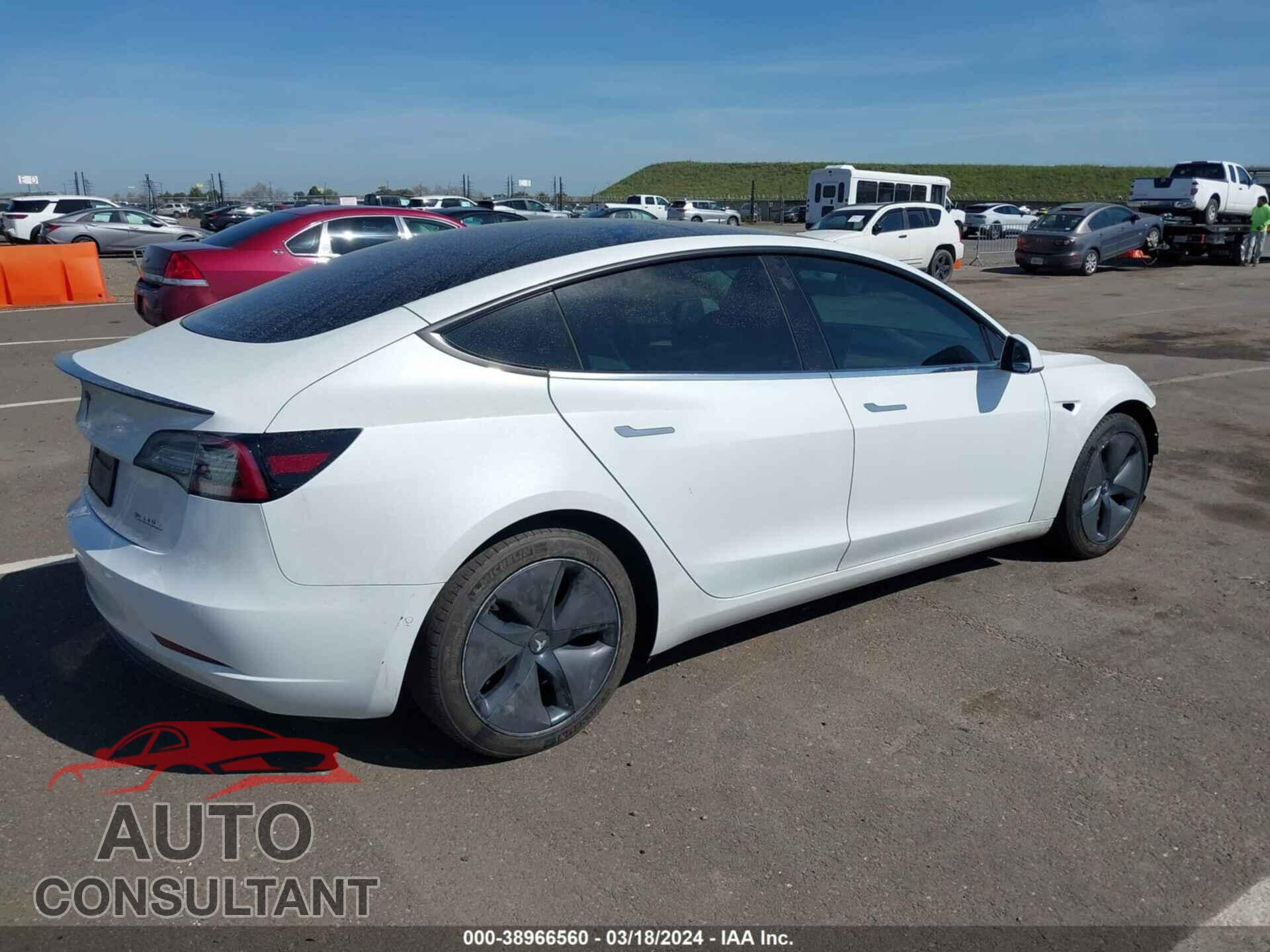 TESLA MODEL 3 2021 - 5YJ3E1EC7MF005713