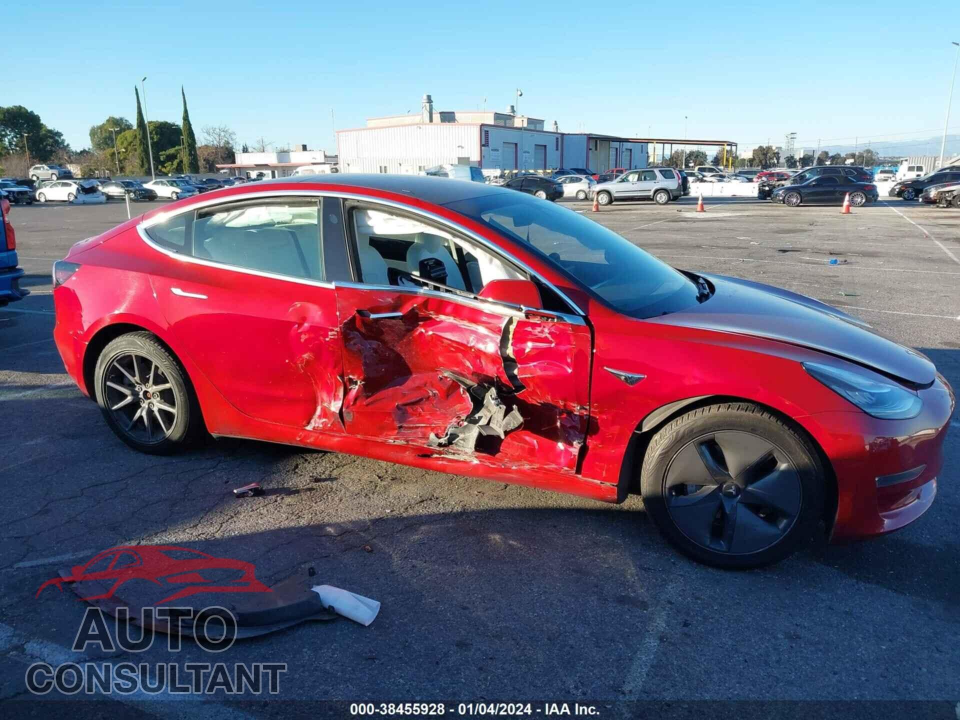 TESLA MODEL 3 2019 - 5YJ3E1EB2KF450476