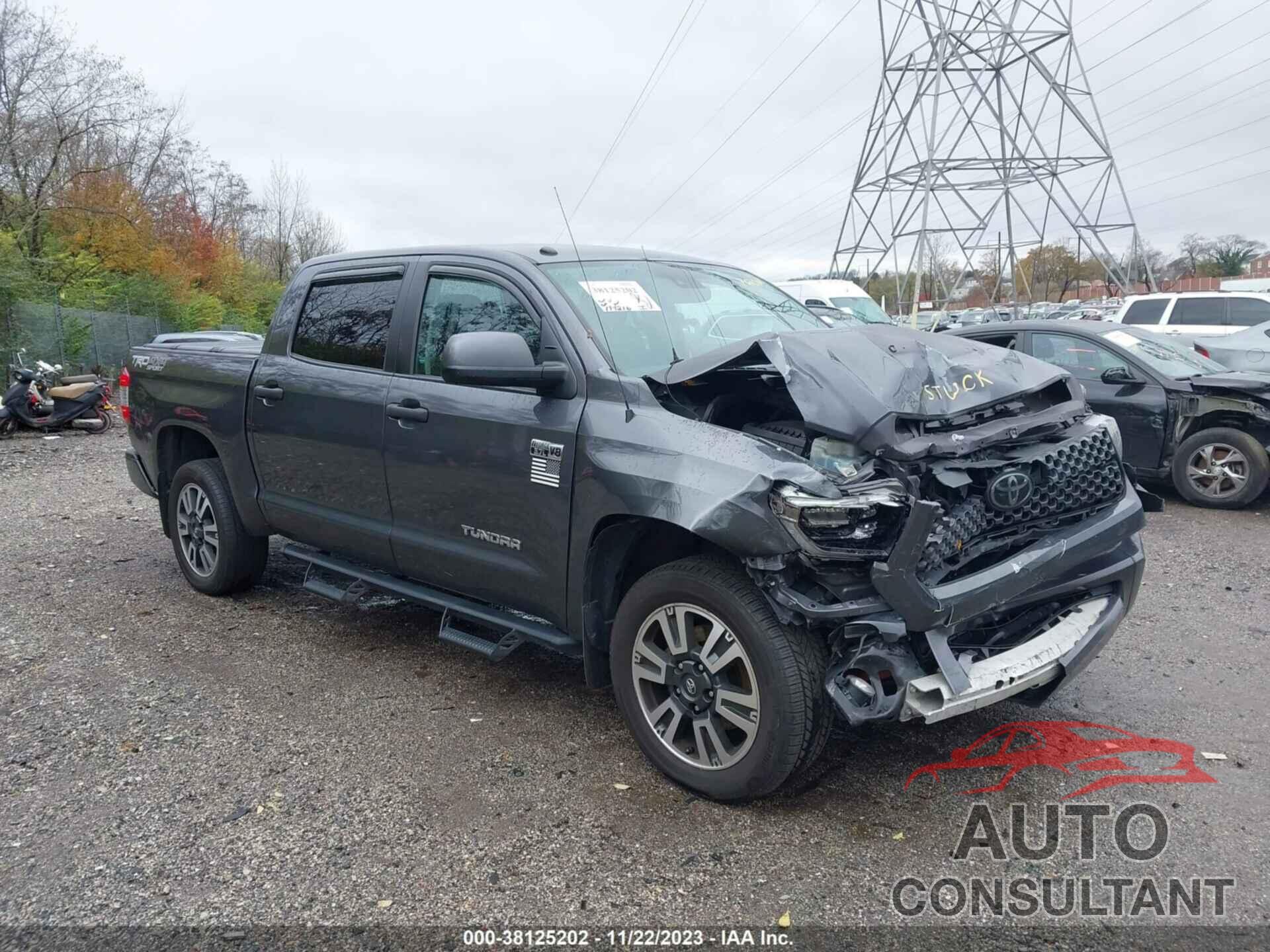 TOYOTA TUNDRA 2018 - 5TFDY5F18JX767014