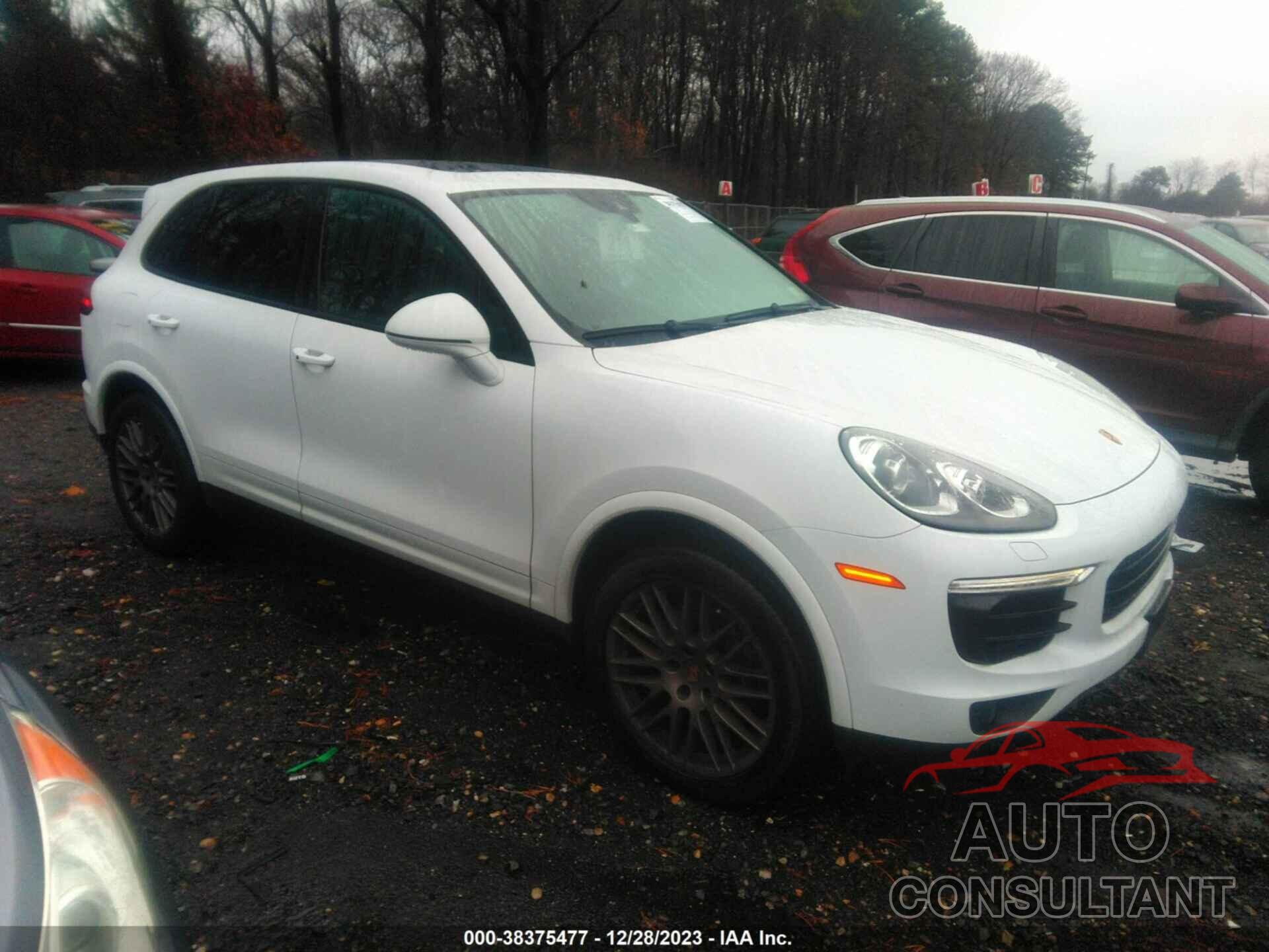 PORSCHE CAYENNE 2018 - WP1AA2A24JKA00004