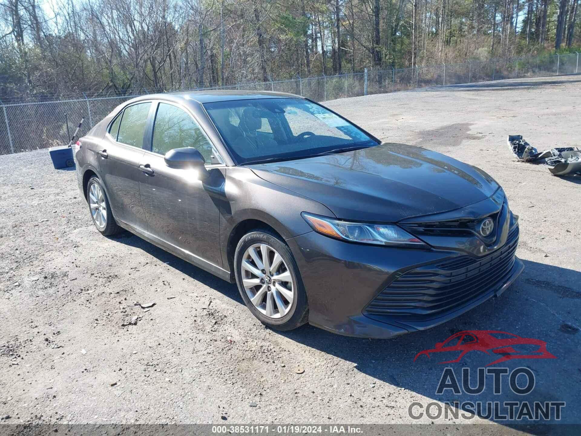 TOYOTA CAMRY 2018 - JTNB11HK6J3010514