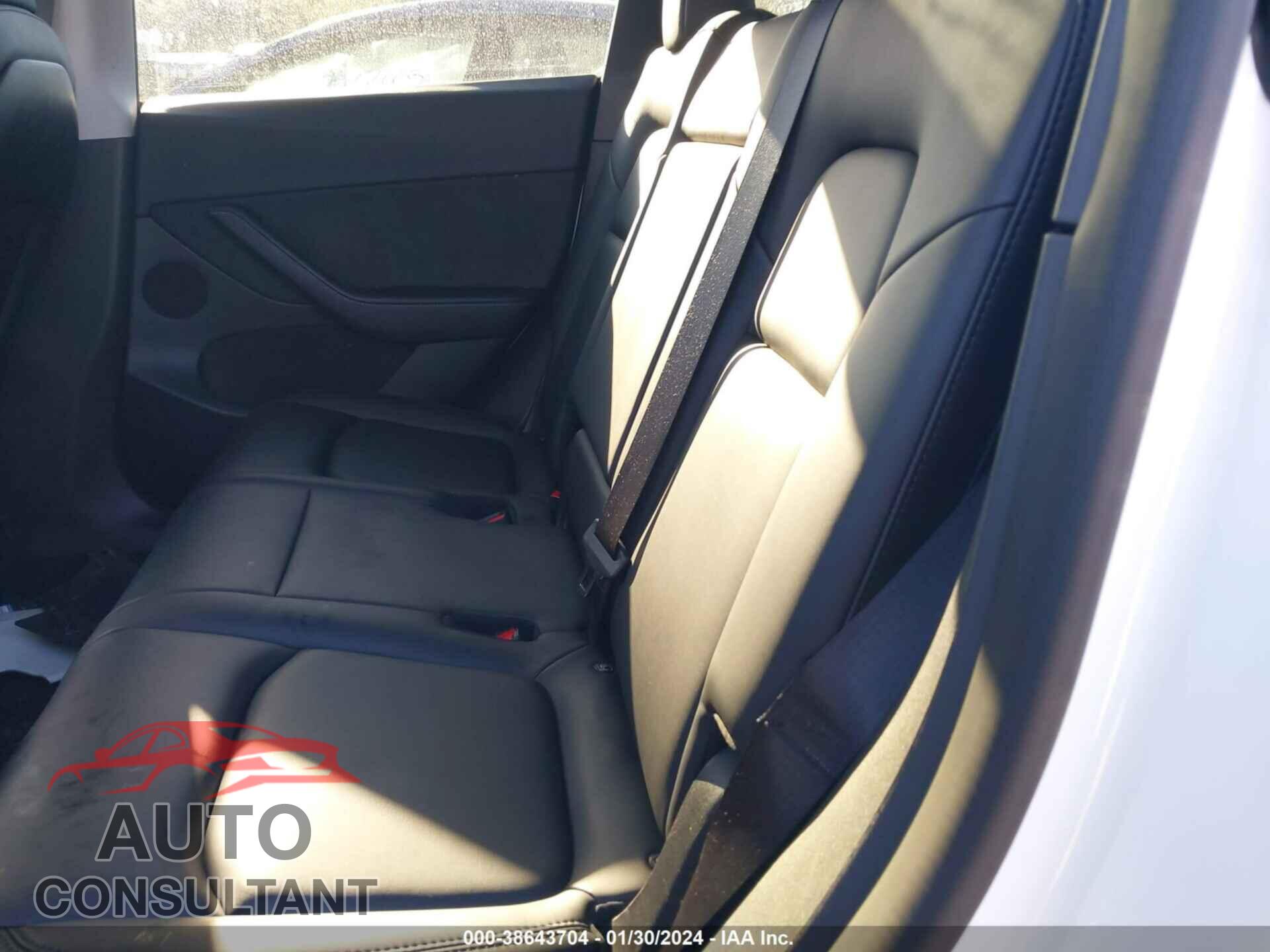 TESLA MODEL Y 2022 - 7SAYGAEE5NF364225
