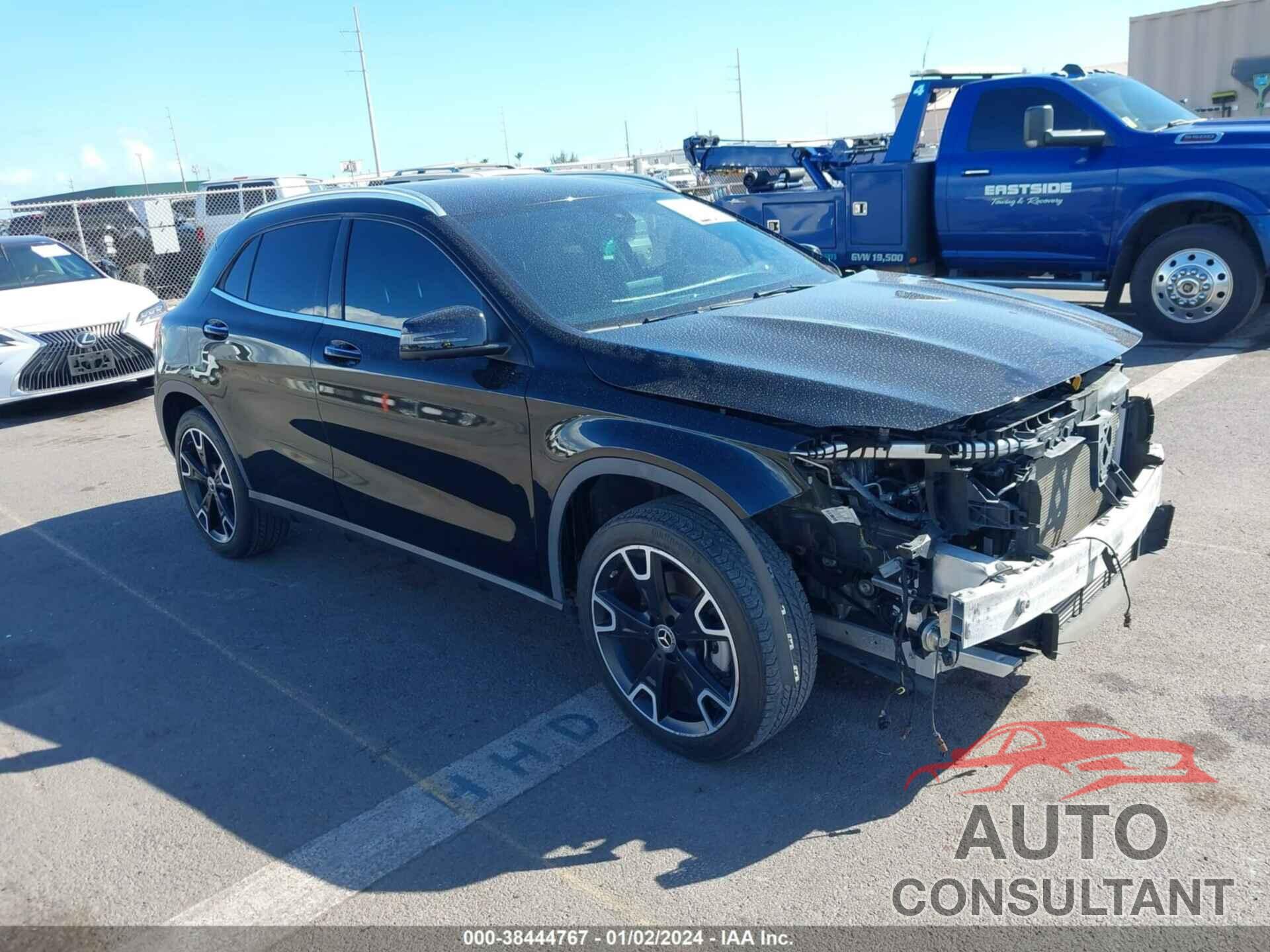 MERCEDES-BENZ GLA 250 2019 - WDCTG4EB1KJ552446