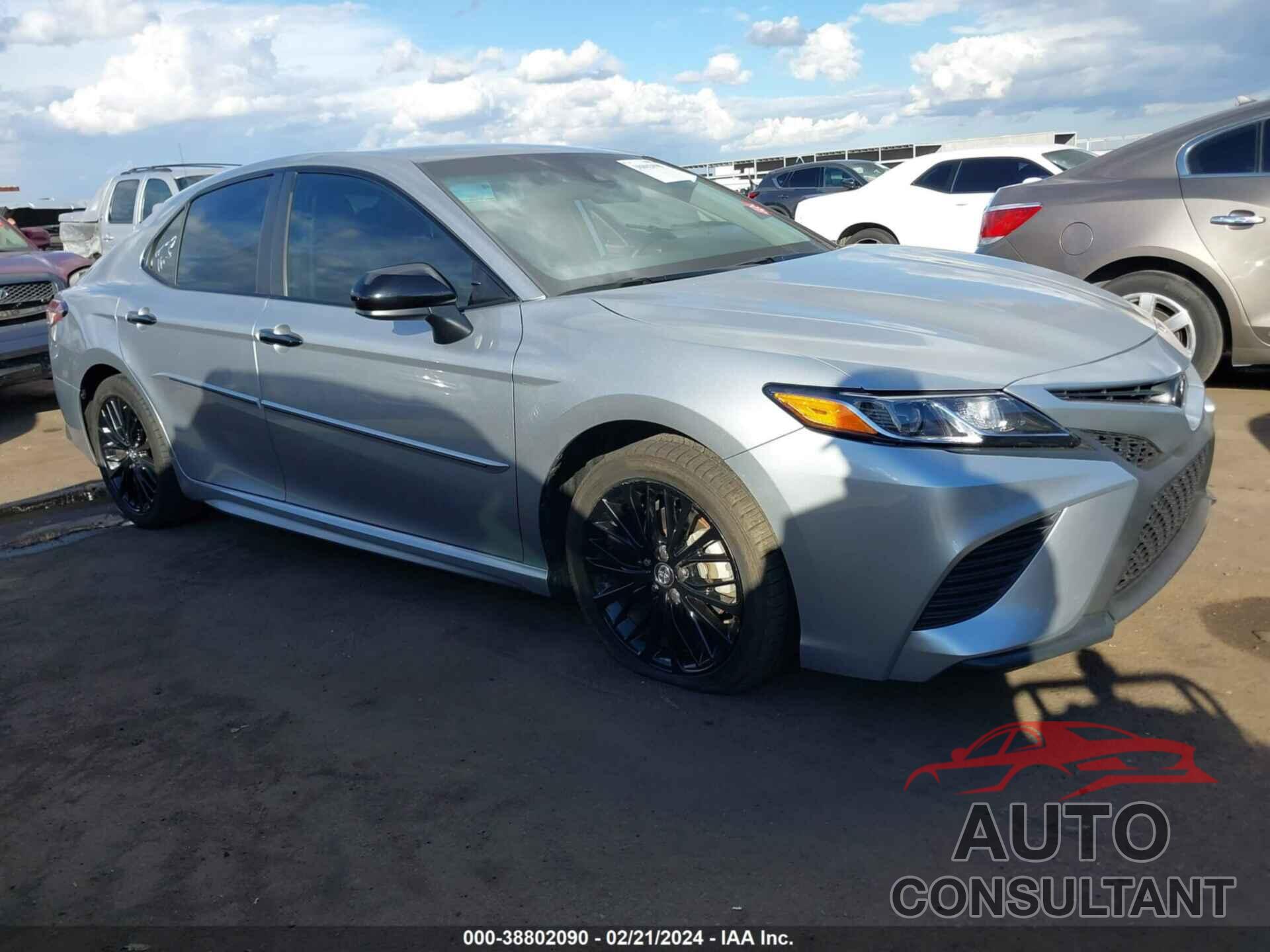 TOYOTA CAMRY 2020 - 4T1G11AK8LU313985