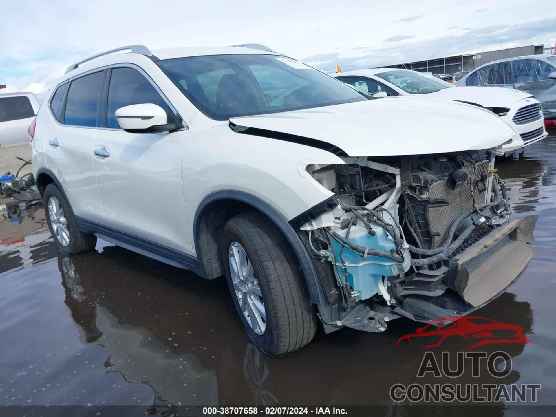 NISSAN ROGUE 2018 - KNMAT2MV0JP514226