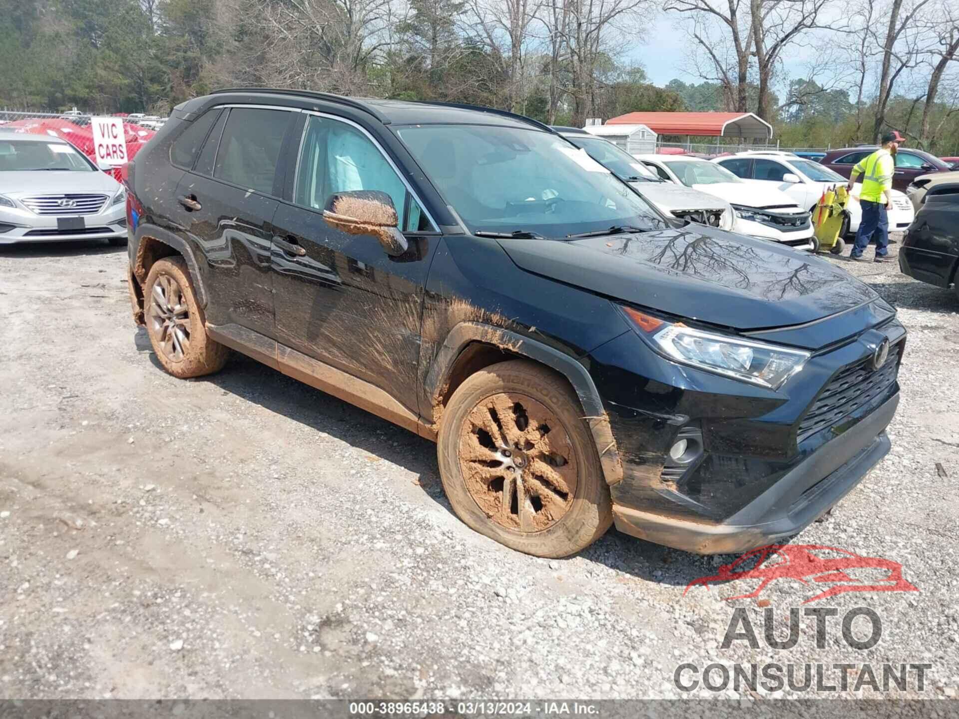 TOYOTA RAV4 2019 - 2T3C1RFV8KW028662