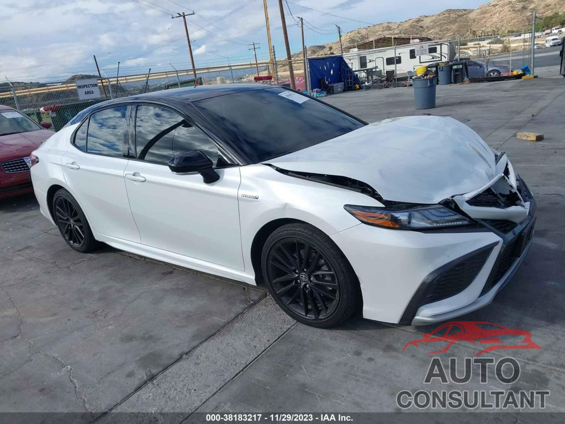 TOYOTA CAMRY 2021 - 4T1K31AK5MU029171