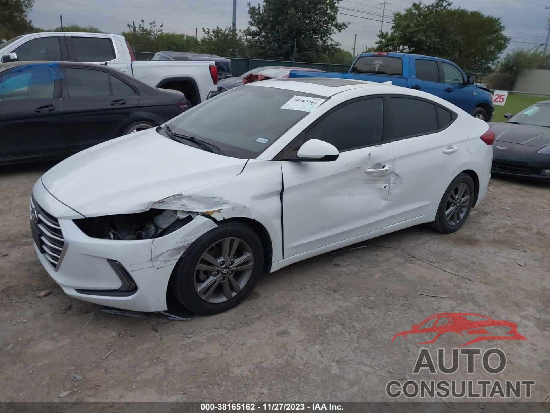 HYUNDAI ELANTRA 2018 - 5NPD84LF5JH299782