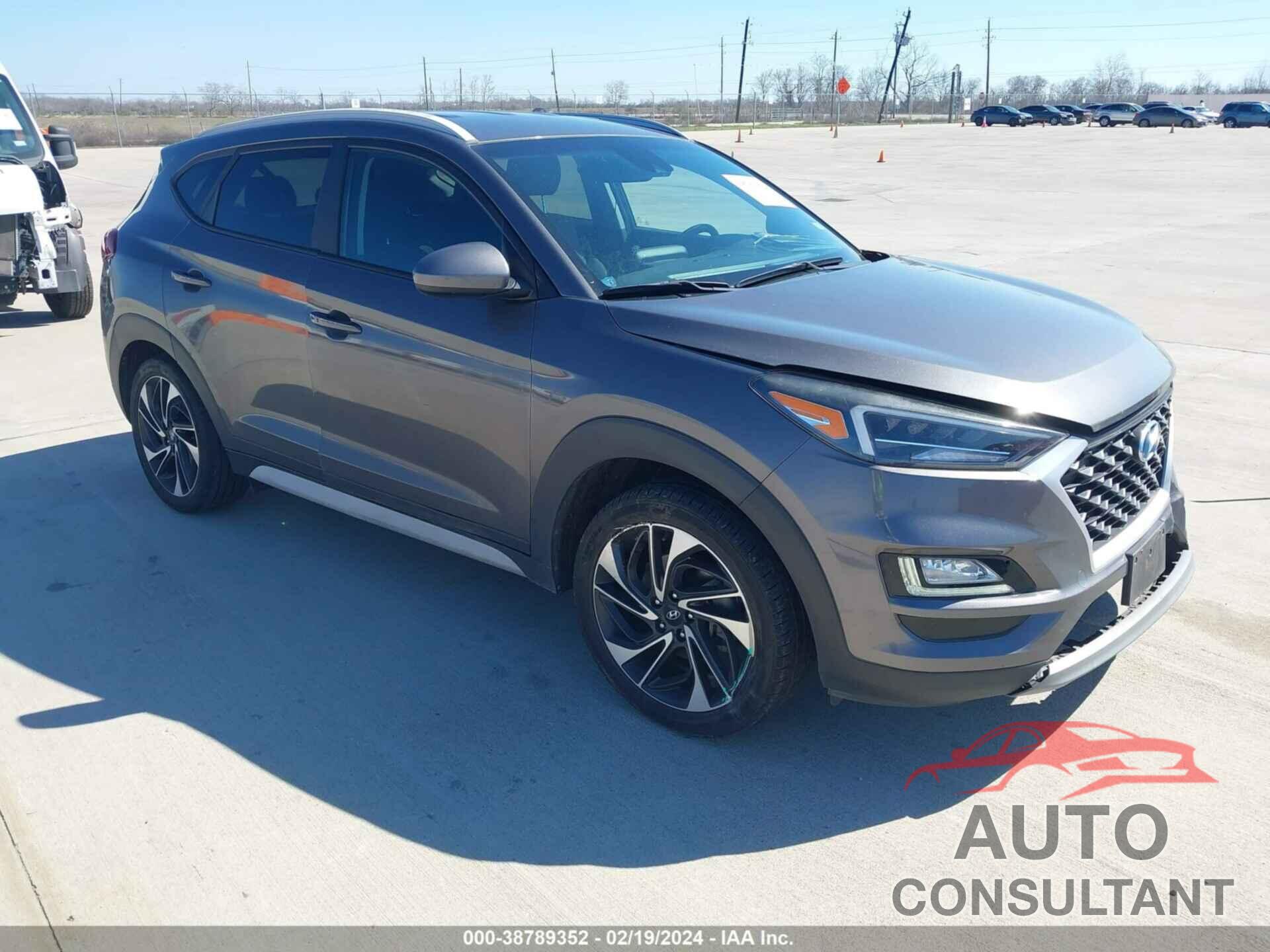 HYUNDAI TUCSON 2020 - KM8J33AL3LU090744