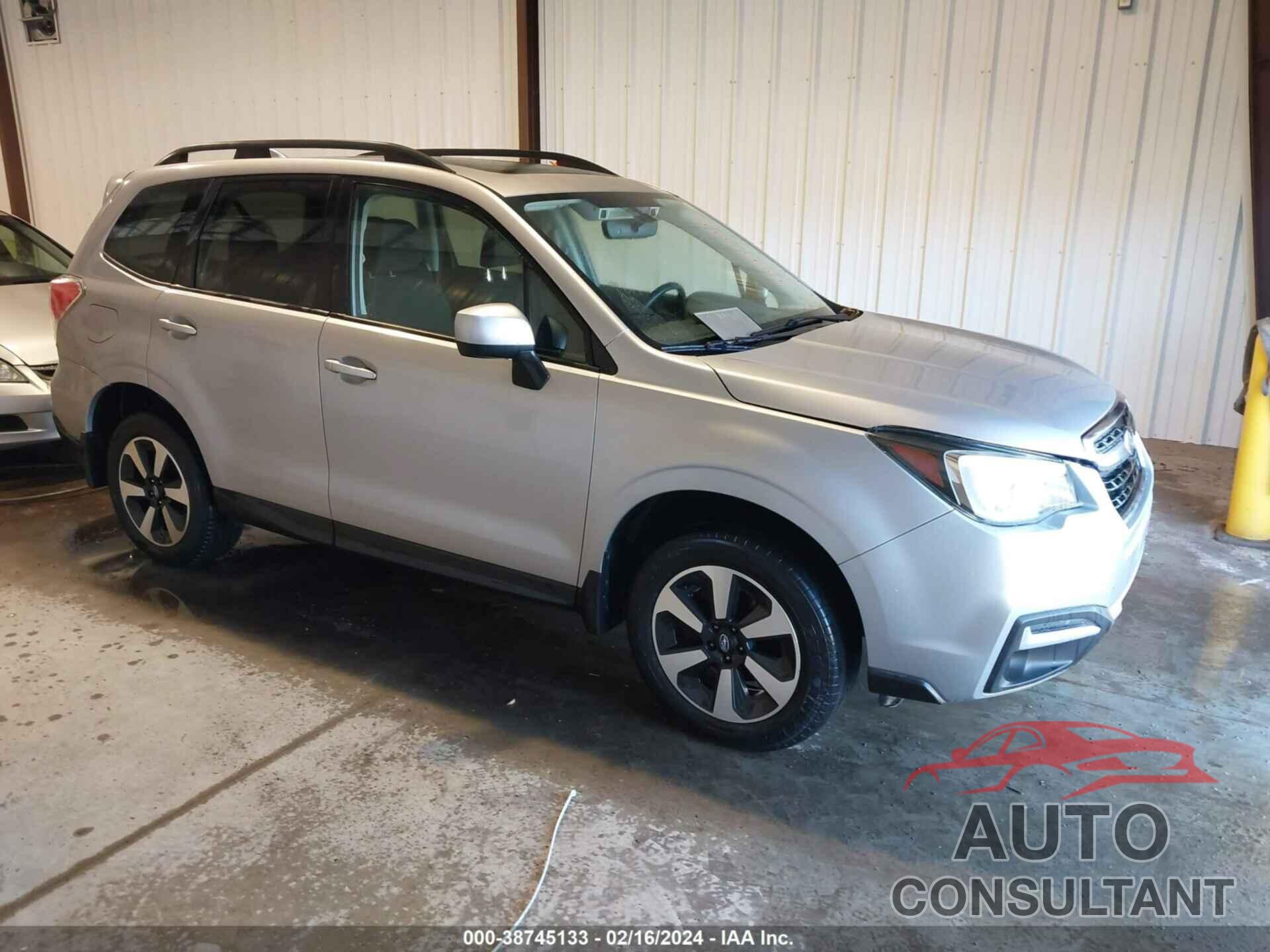 SUBARU FORESTER 2017 - JF2SJAGC2HH575100