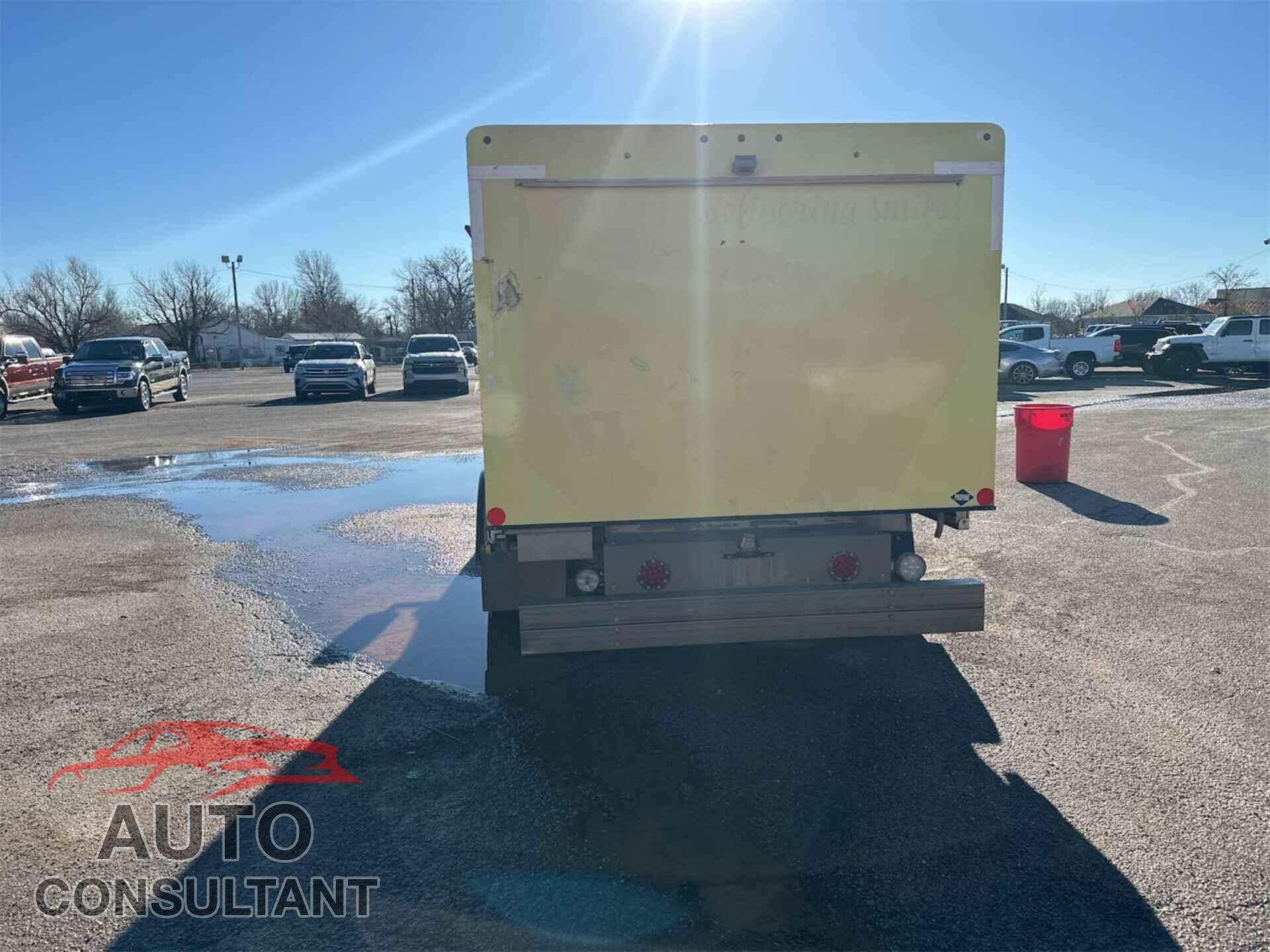 FORD E-450 CUTAWAY 2018 - 1FDXE4FS5JDC24936