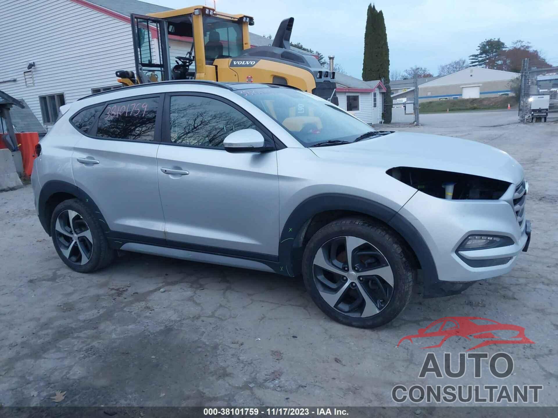 HYUNDAI TUCSON 2018 - KM8J3CA29JU736521