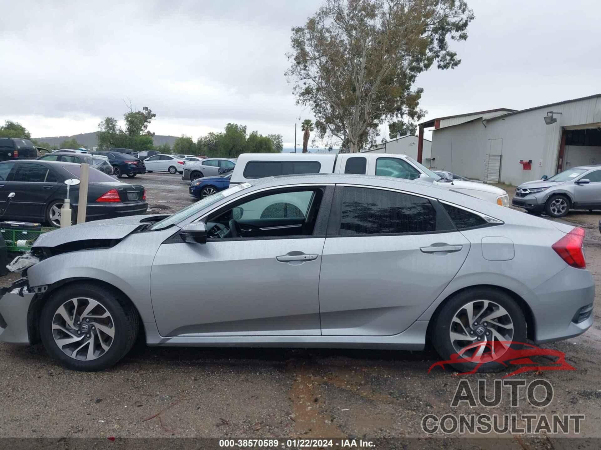 HONDA CIVIC 2017 - 2HGFC2F74HH534077