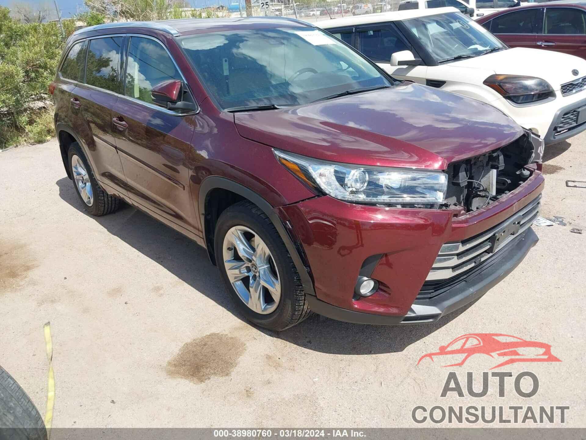 TOYOTA HIGHLANDER 2018 - 5TDDZRFH7JS823788