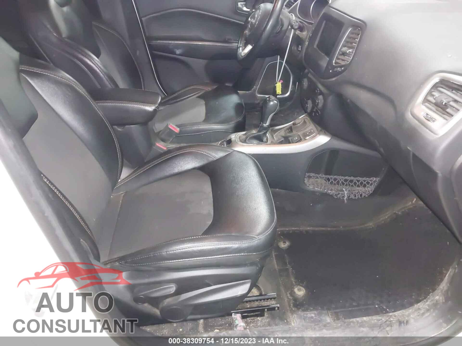 JEEP COMPASS 2019 - 3C4NJDBB7KT740482