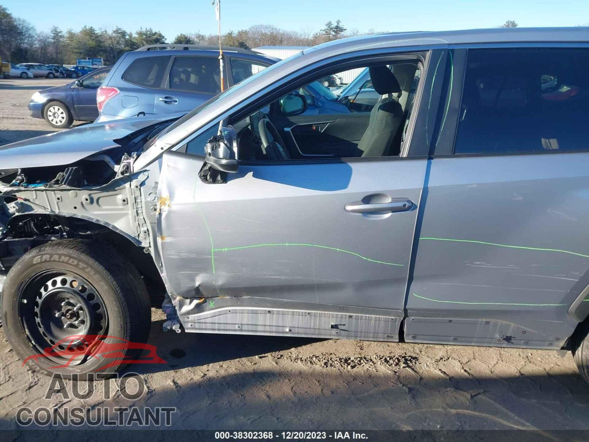 TOYOTA RAV4 2022 - 2T3F1RFV1NC305624