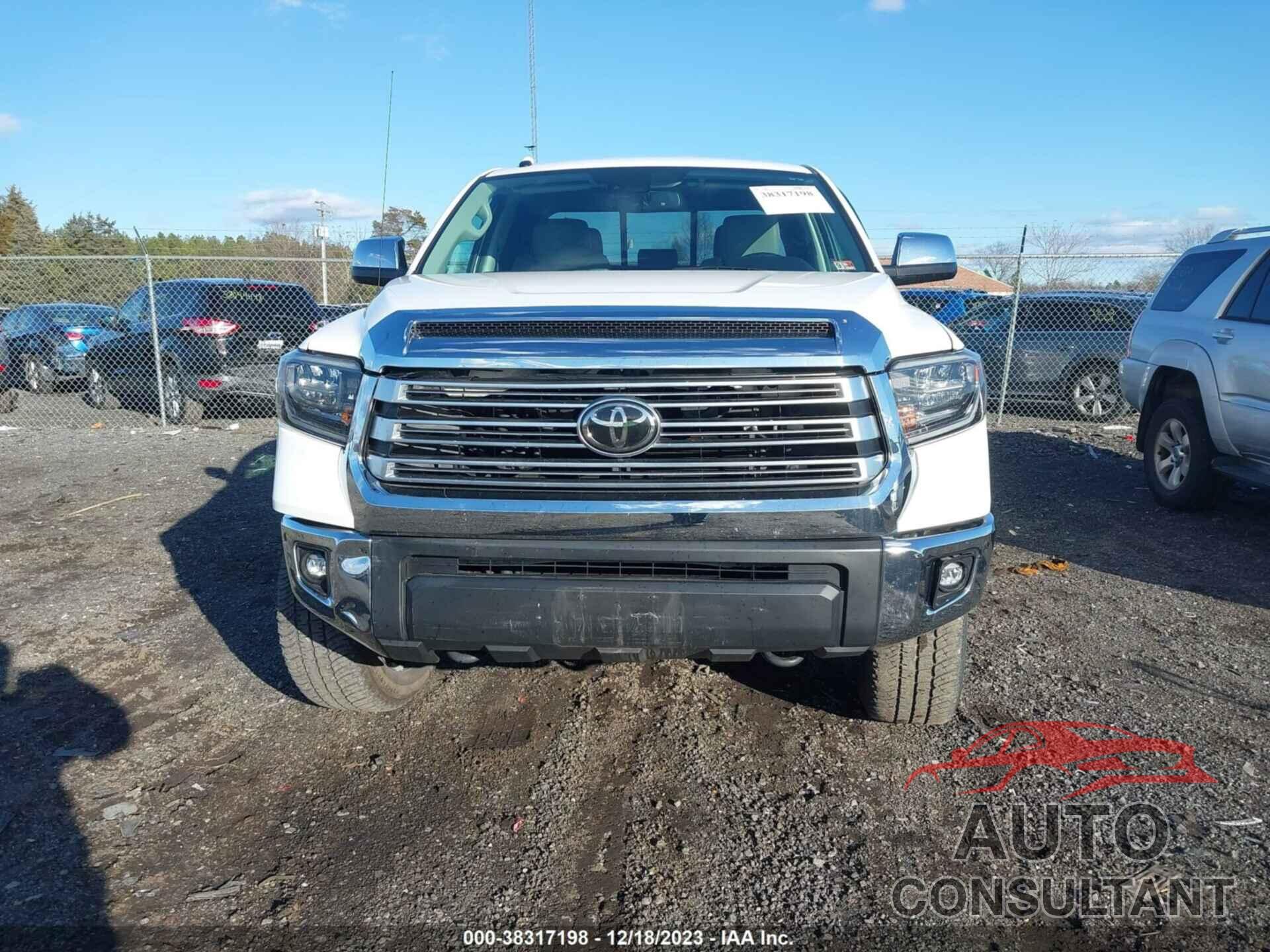 TOYOTA TUNDRA 2018 - 5TFBY5F18JX677921