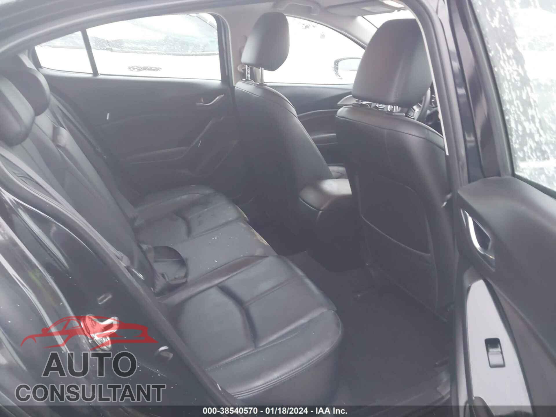 MAZDA MAZDA3 2017 - 3MZBN1L79HM156486