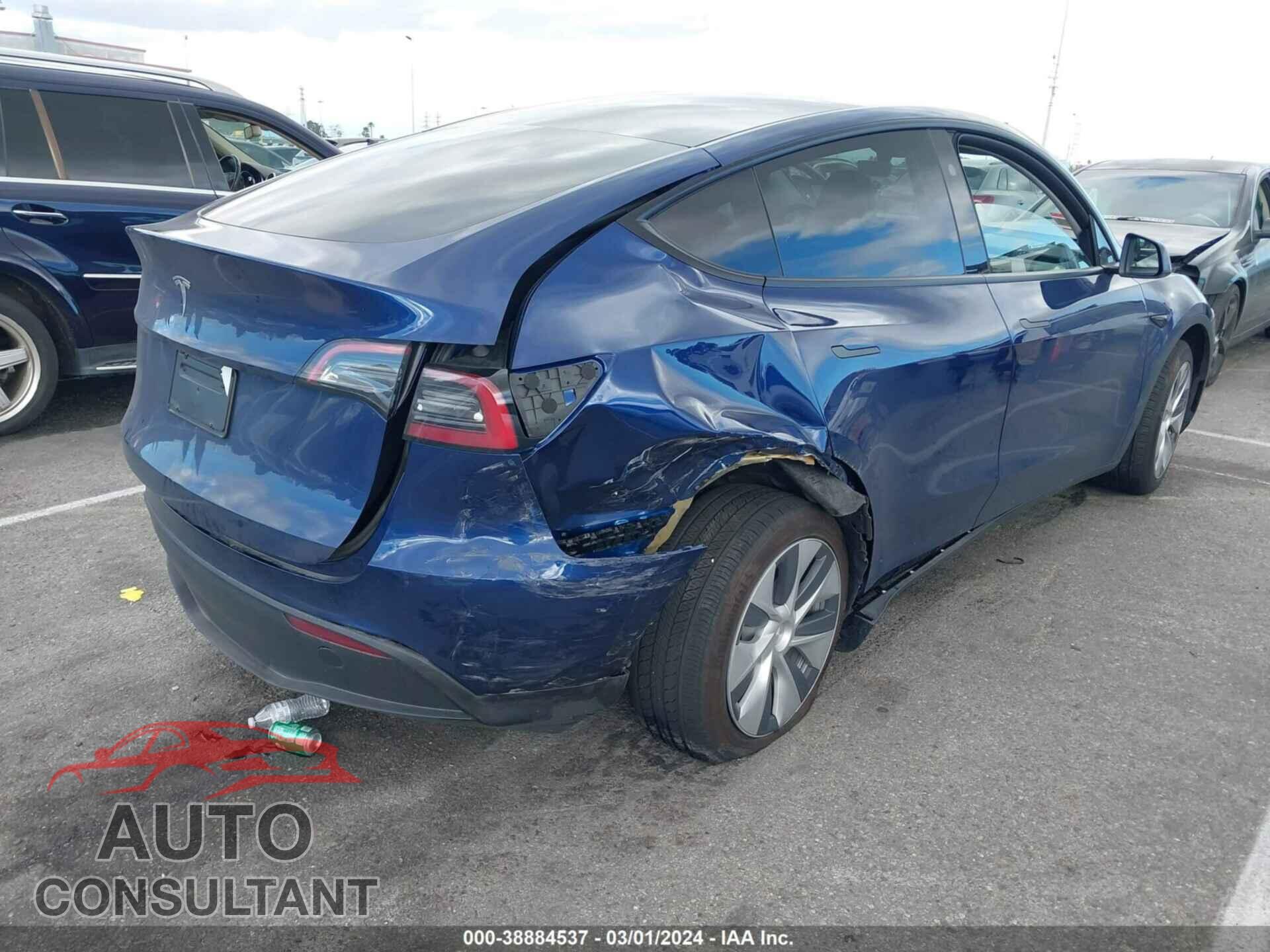 TESLA MODEL Y 2023 - 7SAYGDED0PF979664