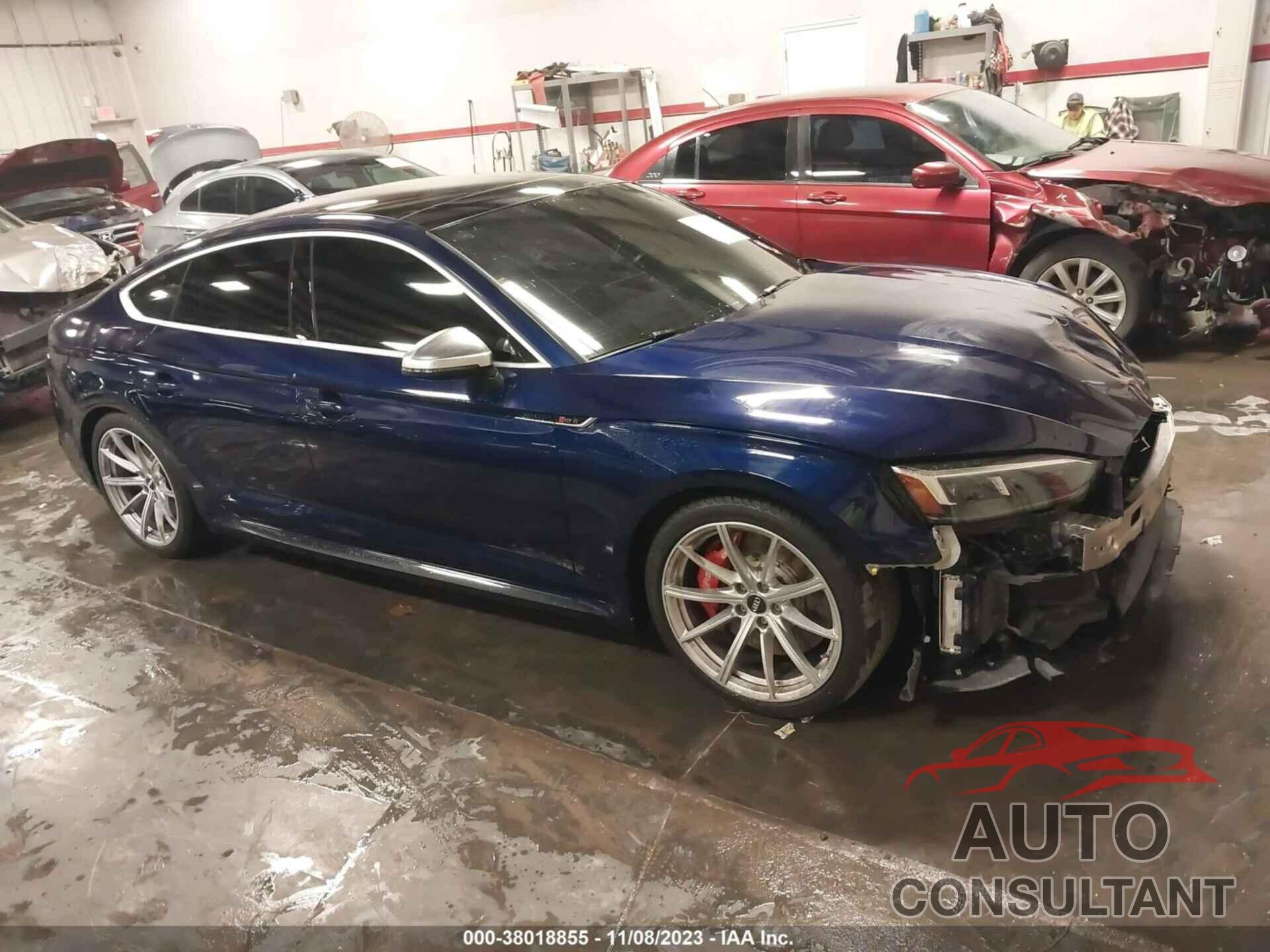 AUDI RS 5 2019 - WUABWCF56KA900915